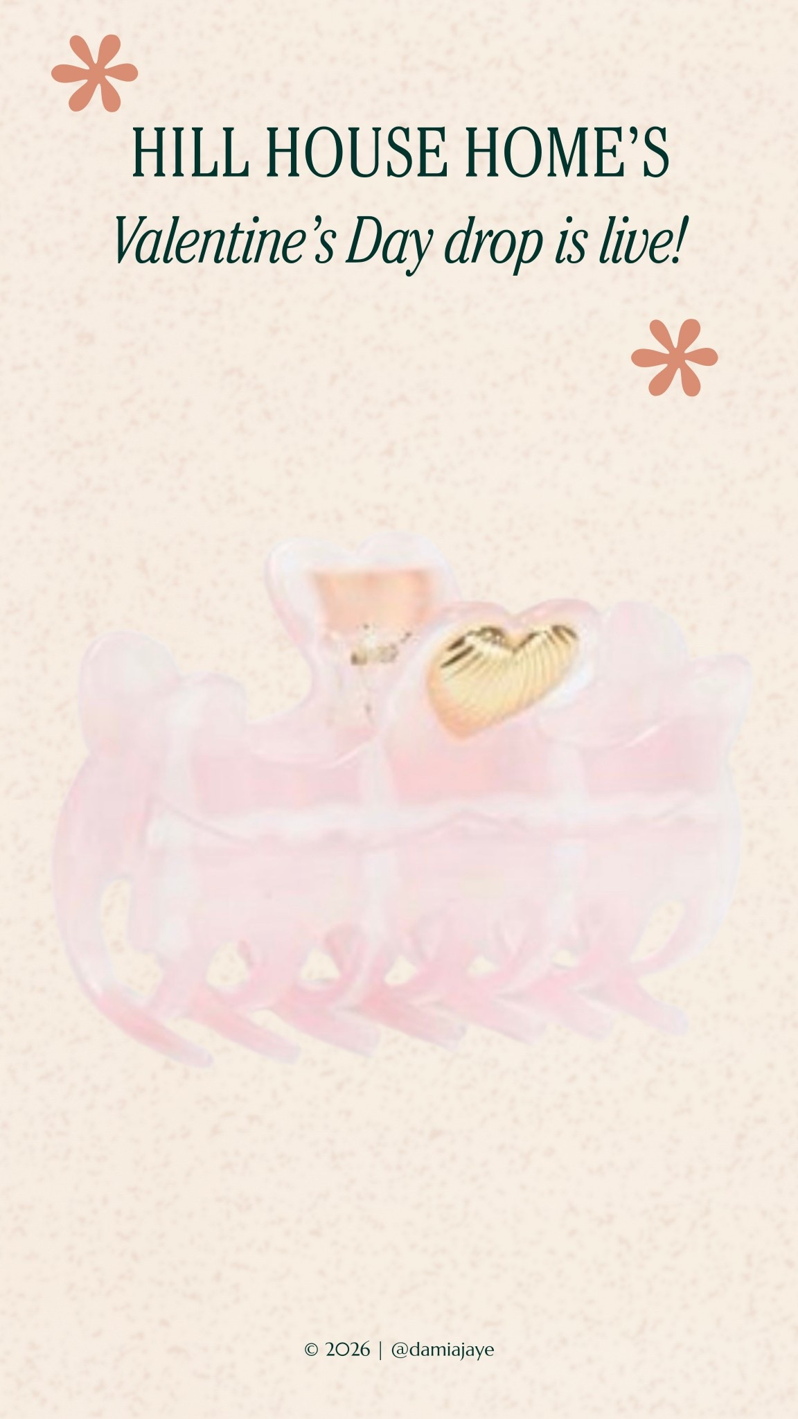 Next up in our FABULOUS Hill House Home Valentine’s Day drop: The Heart Claw Clip! 🤩

🌿✨♥️



#LTKmorningroutine #LTKFindsUnder50 #LTKgrwm