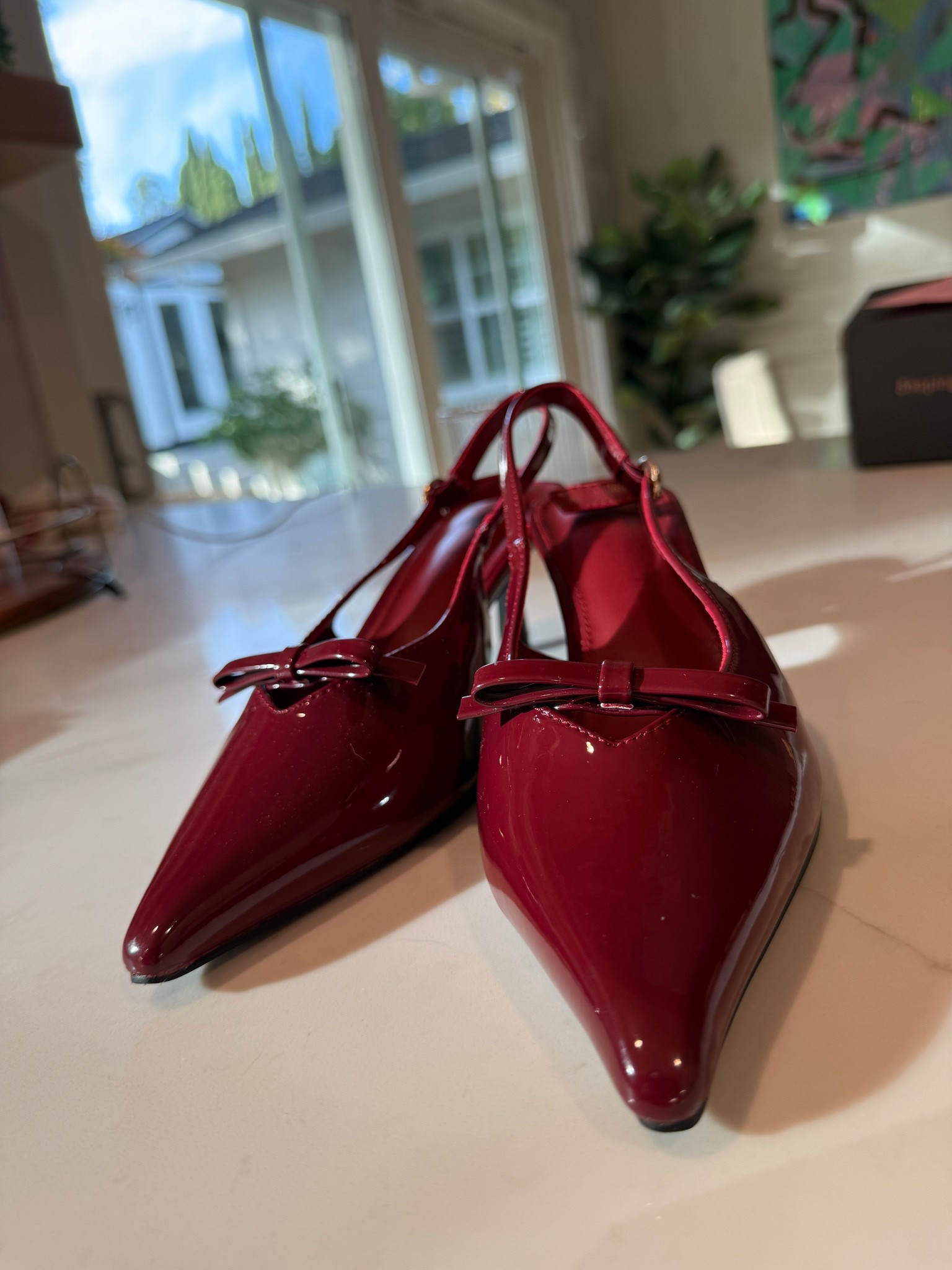 🍷 Burgundy + chocolate brown = the combo this season 🤎
Obsessed with these burgundy slingback bow kitten heels, perfect for Thanksgiving and date nights ✨

#LTKShoeCrush #LTKFindsUnder50 #LTKHoliday