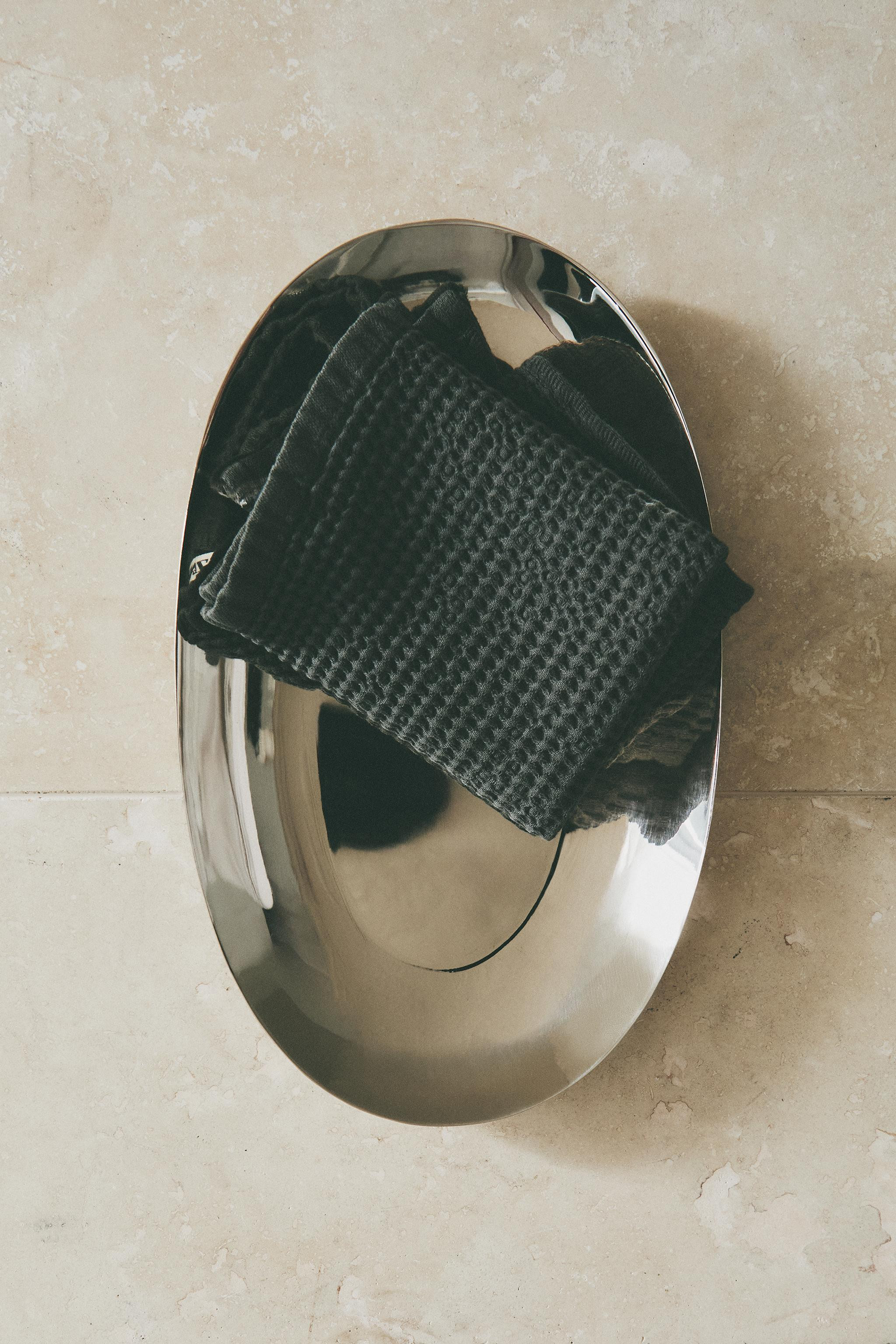 SHINY METAL BATHROOM TRAY | Zara UK