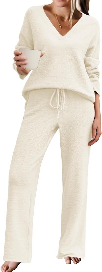 Ekouaer Pajamas for Women 2 Piece Lounge Set Fuzzy Fleece Long Sleeve Pullover Sweater Top Wide L... | Amazon (US)