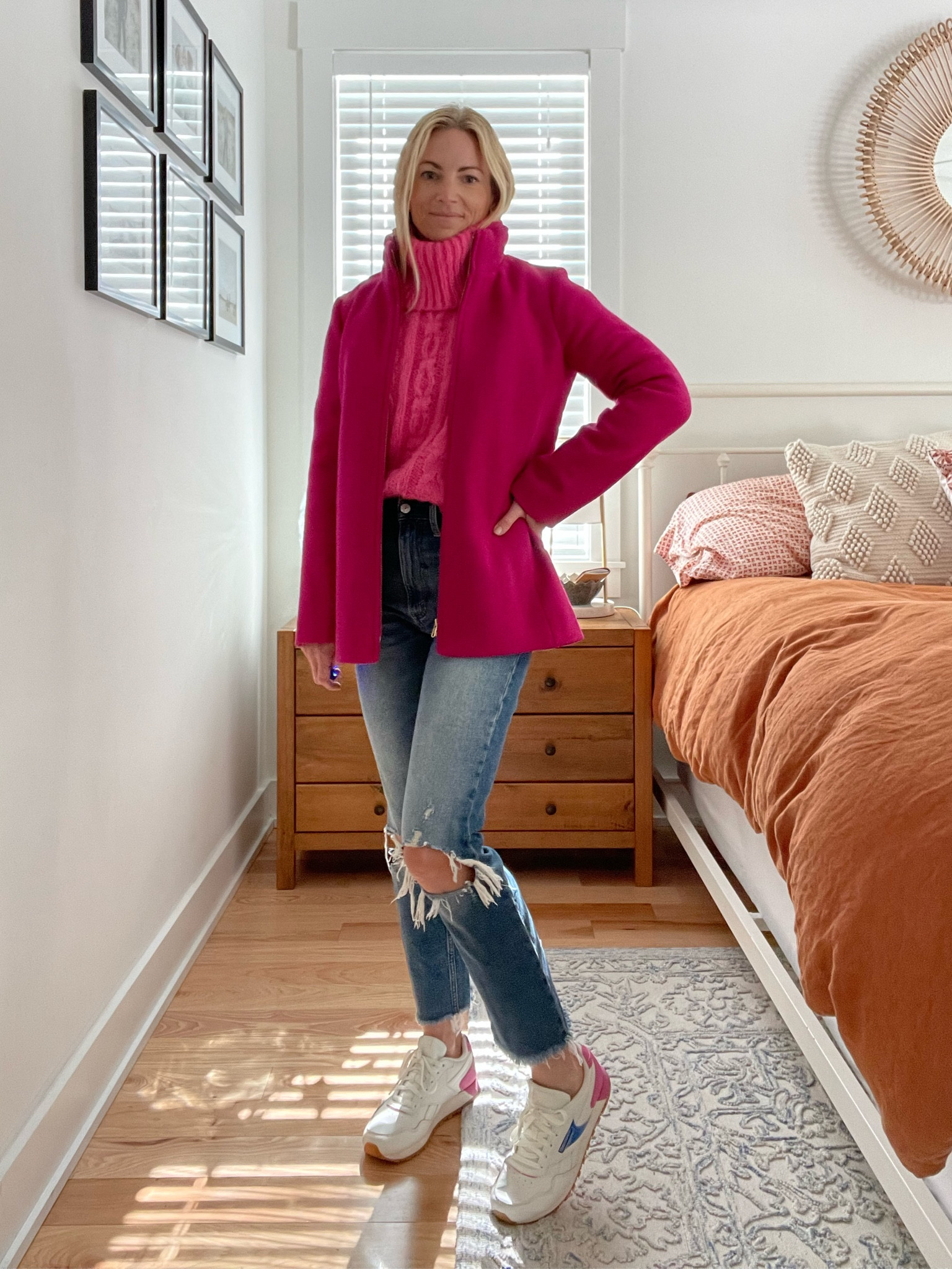 Some colorful Fall inspo with one of my favorite shades. 💕 Have had a lot of these pieces for a while, but I linked some fun alternatives. 💗💗💗


#mixandmatch #colorblock #pink #freepeople #zara #reebok #oldnavy #abercrombie #jcrew #target #marshalls 