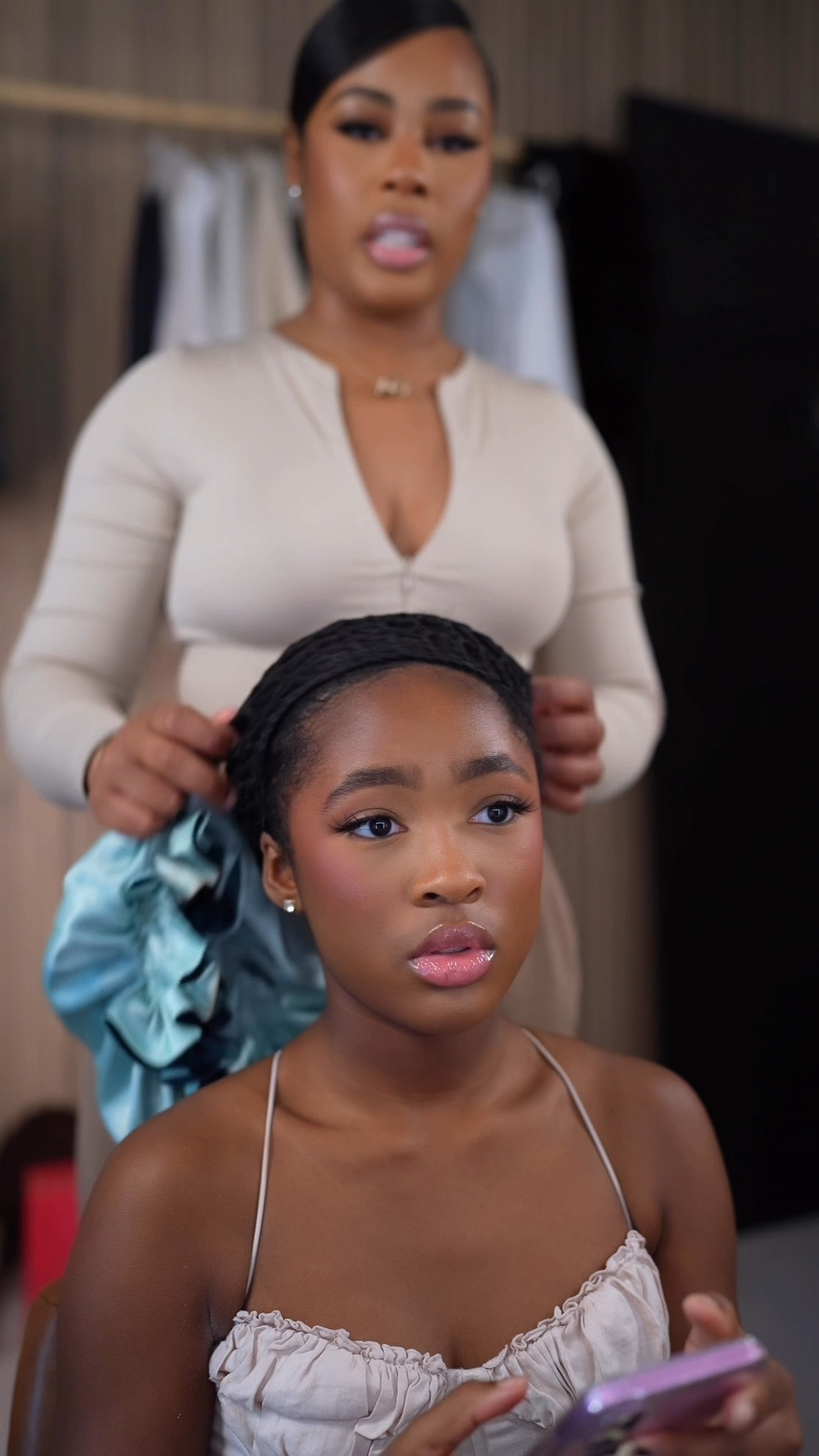 I’ve been getting so many questions about my filming setup, so here it is.


🎥 Camera:
I film on the Sony Alpha a7C. I love this camera because it’s compact, creator-friendly, and gives super crisp, clean footage without feeling bulky or intimidating.

🔍 Lens:
I’m using the Sony FE 35mm f/1.4 GM lens (a prime lens — no zoom). This lens is everything if you want that soft background blur, sharp focus, and a very natural, flattering frame for tutorials. It’s perfect for hair content because it keeps detail without distortion.

💡 Lighting:
I use two round bi-color lights from Neewer positioned on each side of me. This gives even lighting, reduces shadows, and keeps skin tones looking natural. I can adjust the warmth depending on the time of day, which is key when filming at home.

💡 Vanity mirror:
My light-up vanity mirror is also on while filming. It adds extra frontal light and helps eliminate harsh shadows under the eyes — especially important for close-up hair and beauty shots.

This combo gives me bright, clean, professional-looking footage without needing a full studio. It’s the same setup I use for GRWM videos, hair tutorials, makeup content, and lifestyle filming.

#LTKBeauty