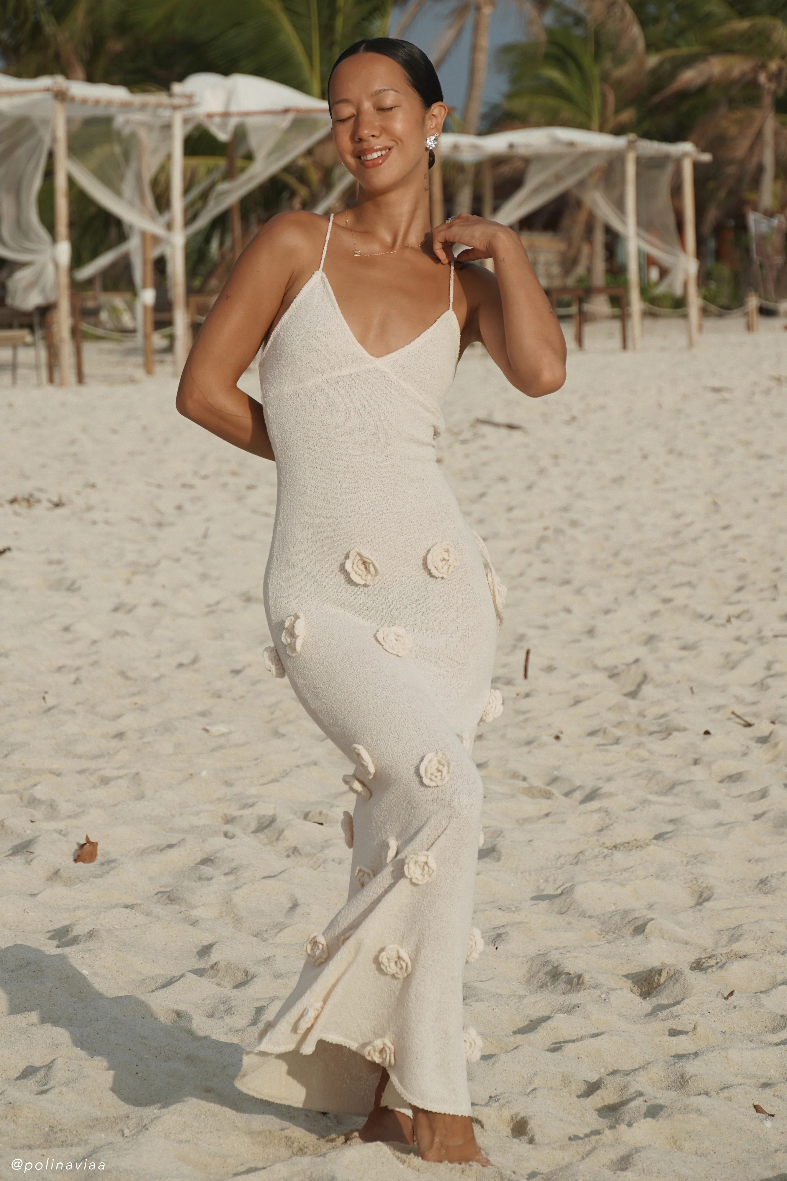 Suki Knit Maxi Dress With Flowers - Nude | MESHKI US