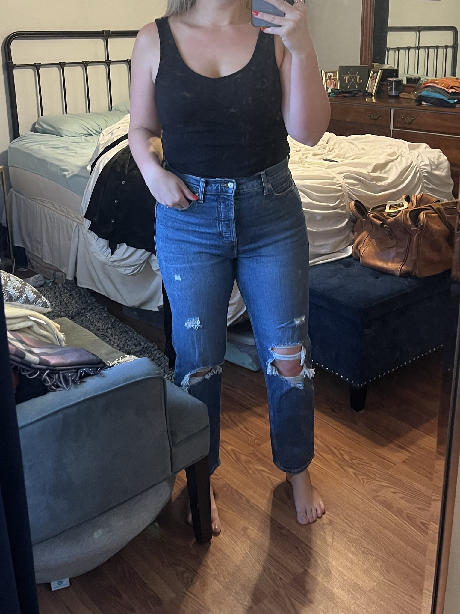 Super high rise jeans! 

#LTKGiftGuide #LTKSeasonal