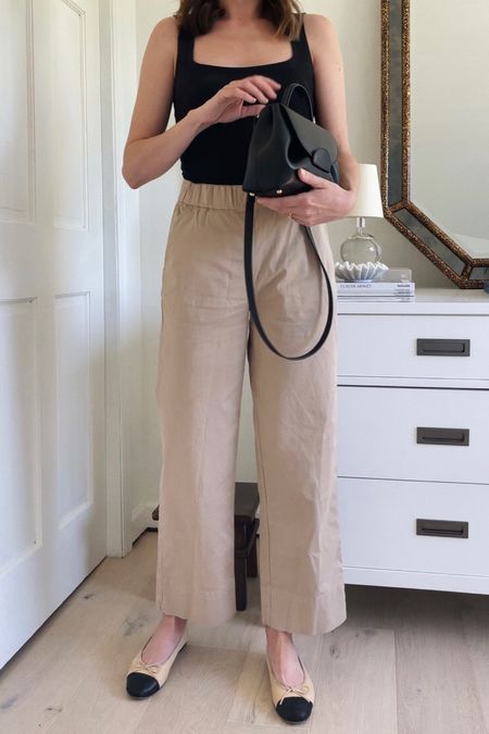 Everlane Easy pant is back in stock. Such a great elastic waist trouser to dress up or down. 

#LTKfindsunder100 #LTKSeasonal #LTKstyletip