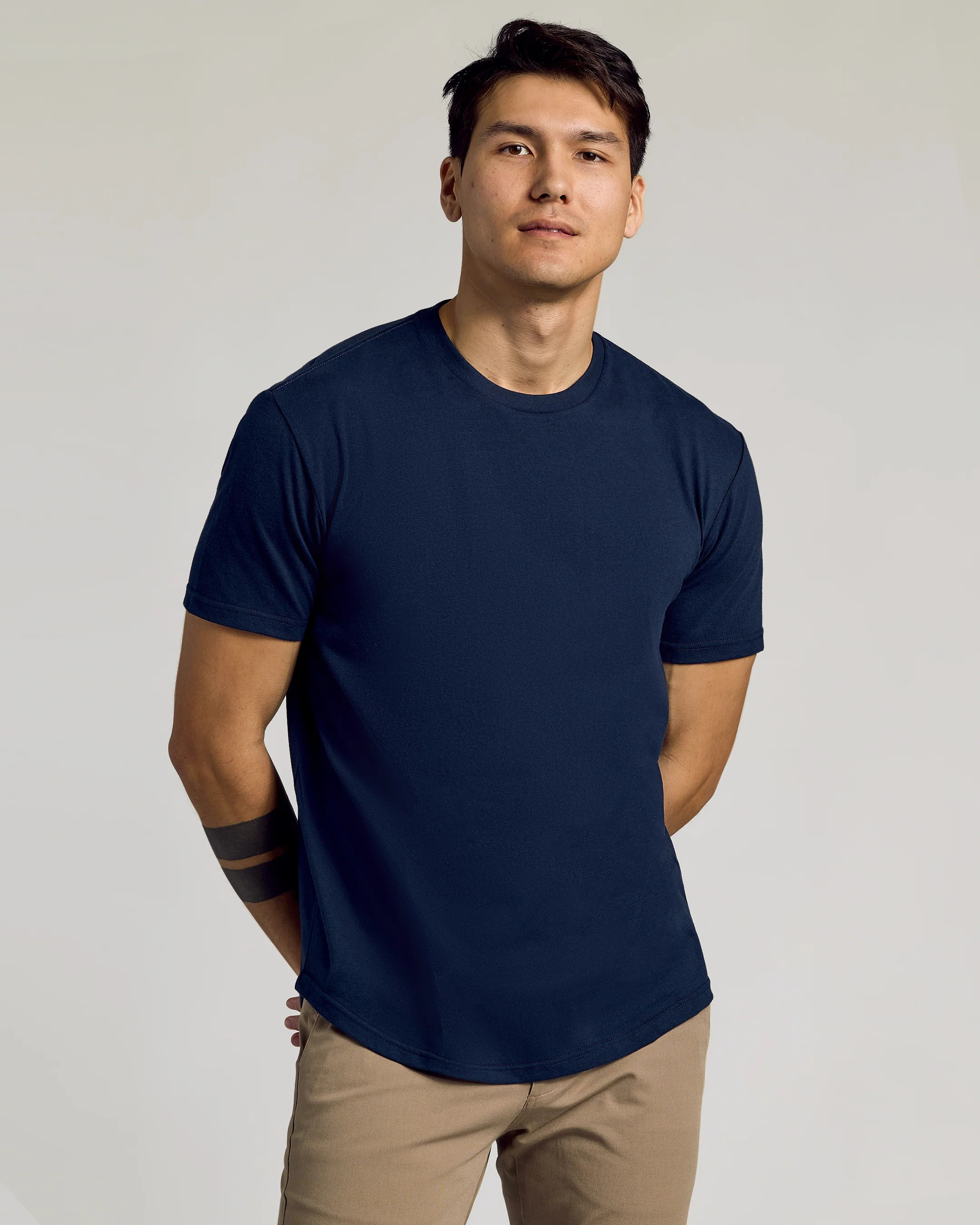 Navy Curved Hem Classic Crew Neck S | True Classic