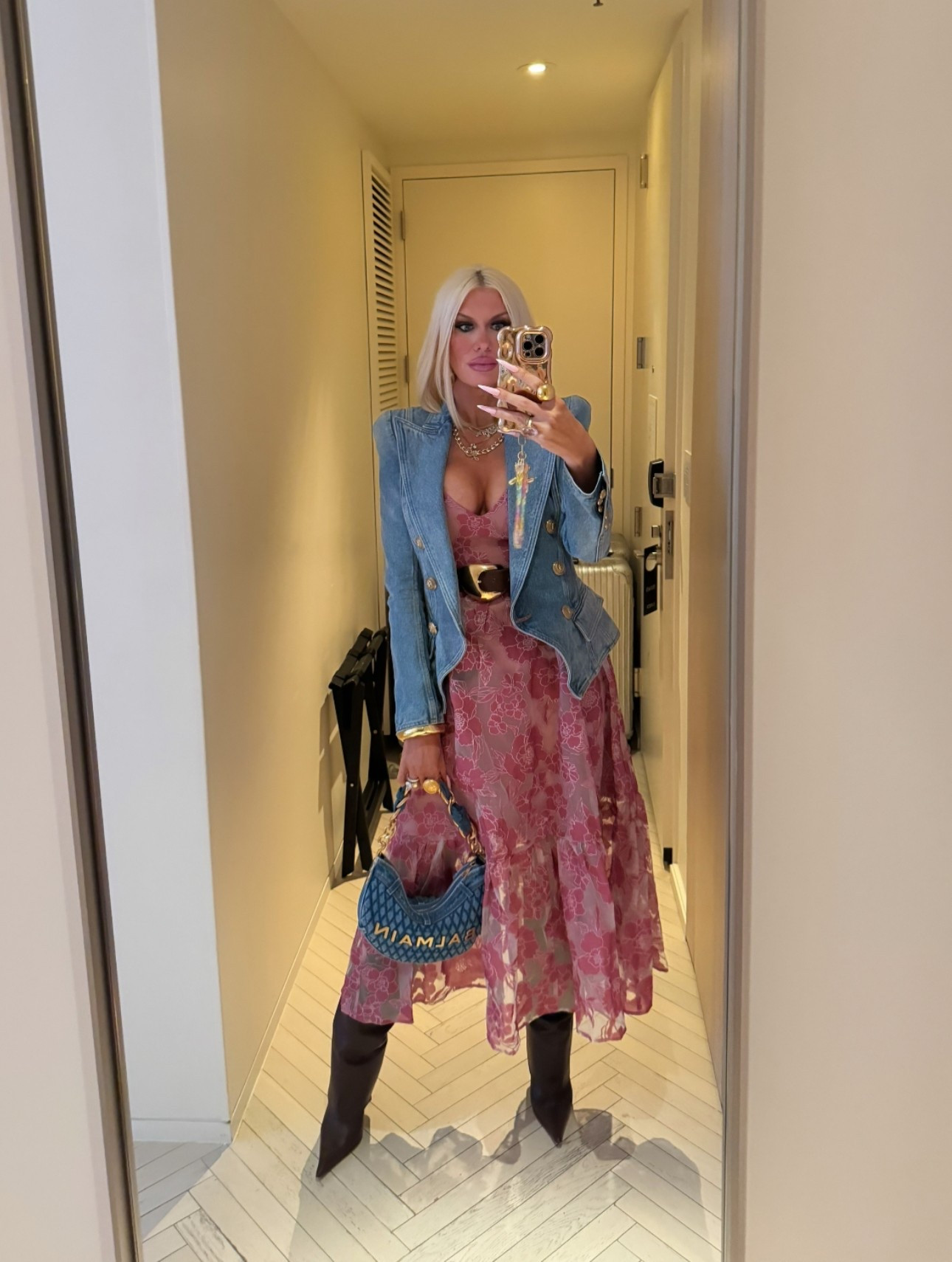Wearing xs in dress