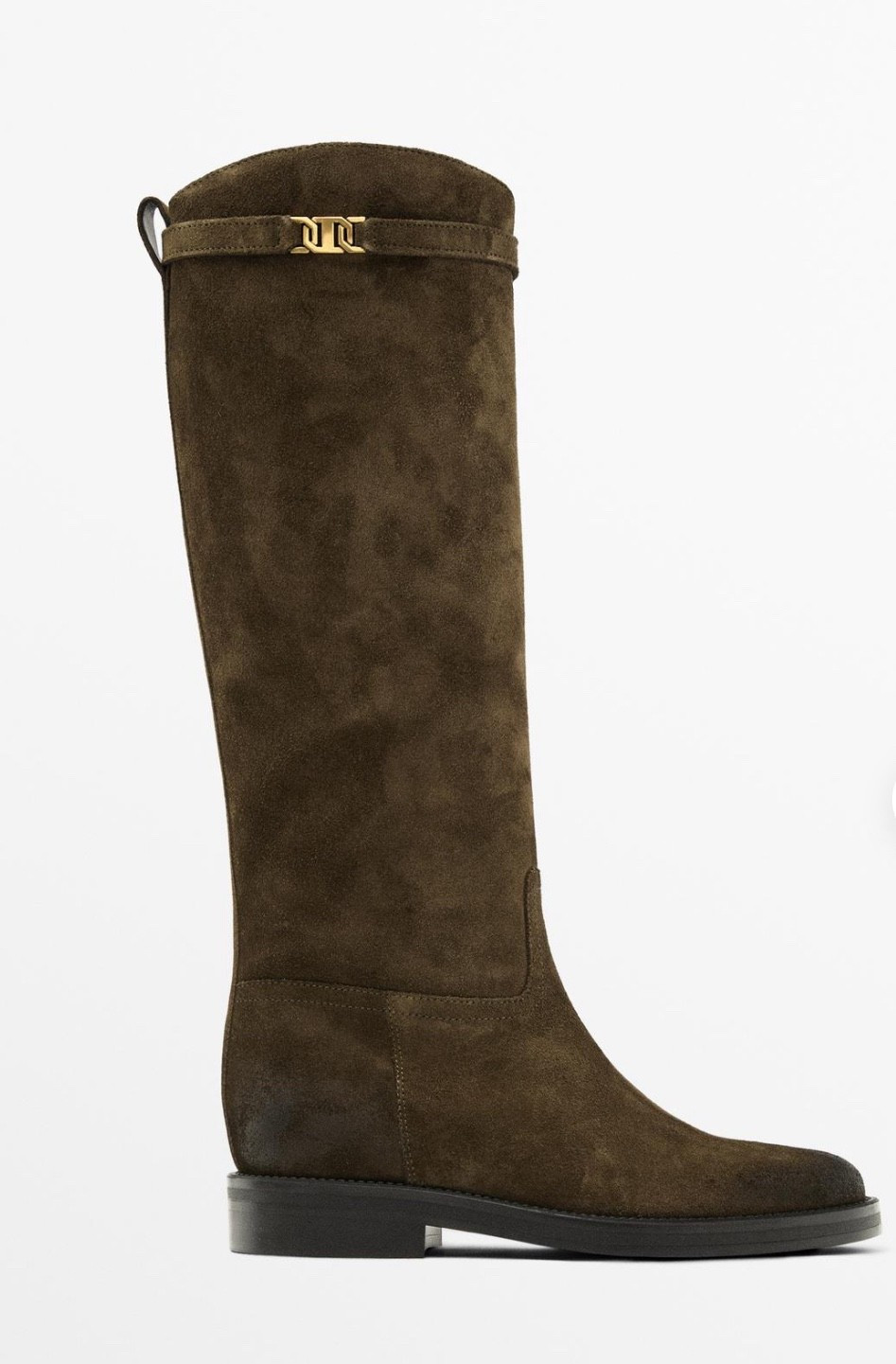 The IT boots for fall/winter are these suede riding boots! I’d wear them with a mini dress/skirt or shorts too! They’re so stylish and ones that you will wear for many years to come!

#LTKShoeCrush #LTKSeasonal