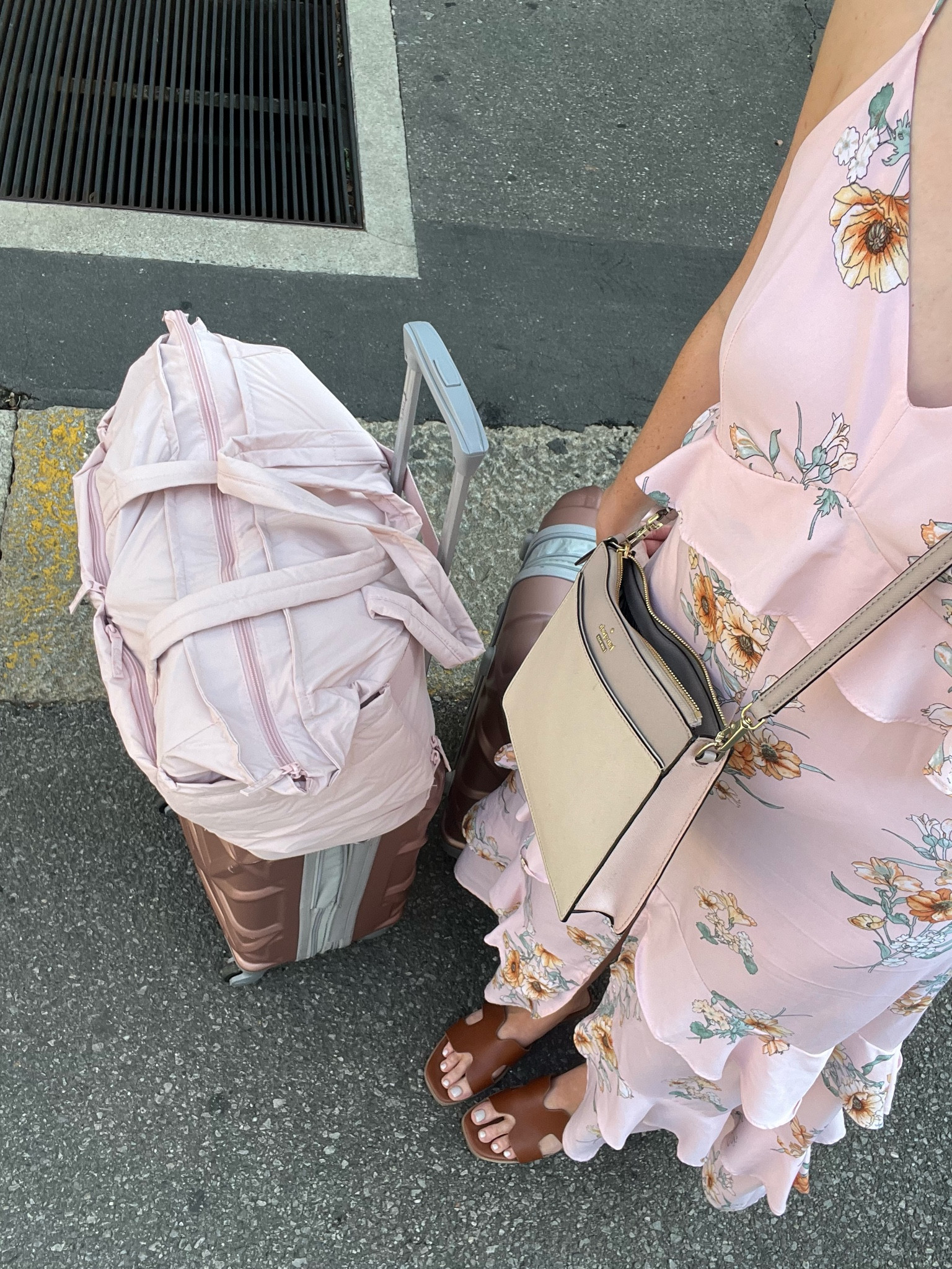 the luggage I took around europe! a duffel bag/personal item for the plane, carry-on suitcase, a checked bag, and a small purse for walking around every day ✨

(related search: Europe luggage, vacation luggage, pink matching luggage)

#LTKTravel #LTKFindsUnder100 #LTKSeasonal