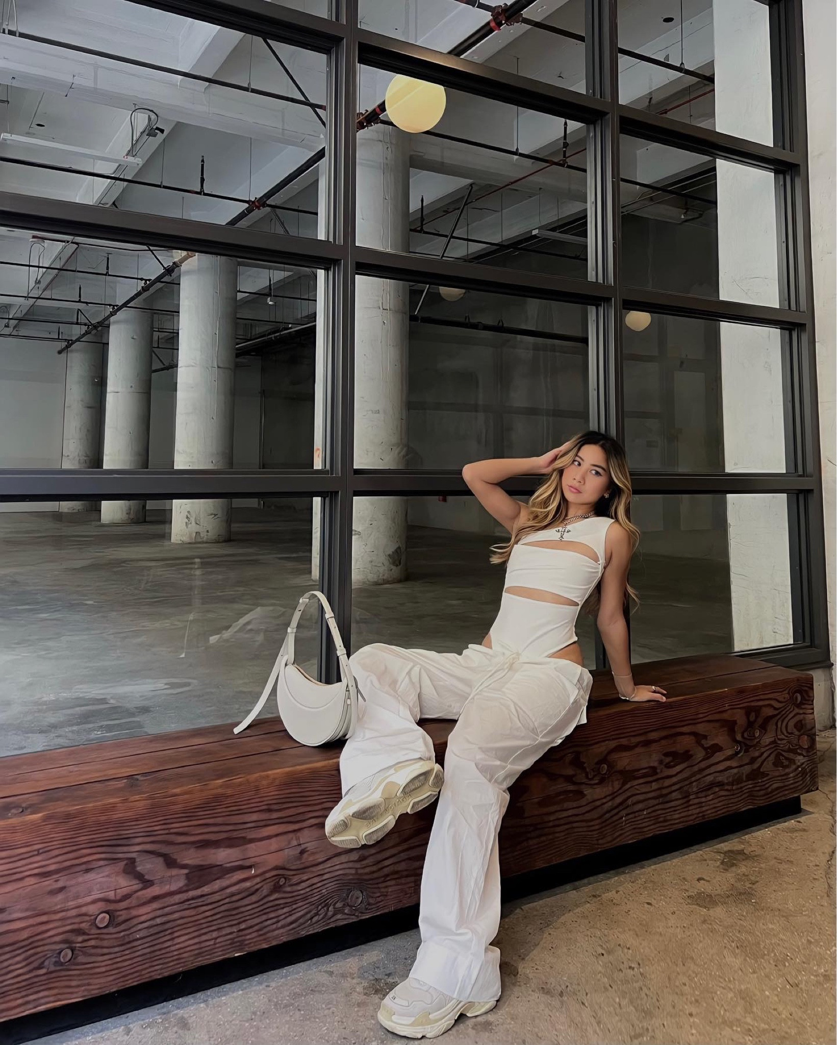 All white fits >>>


#LTKSeasonal #LTKCyberweek #LTKHoliday