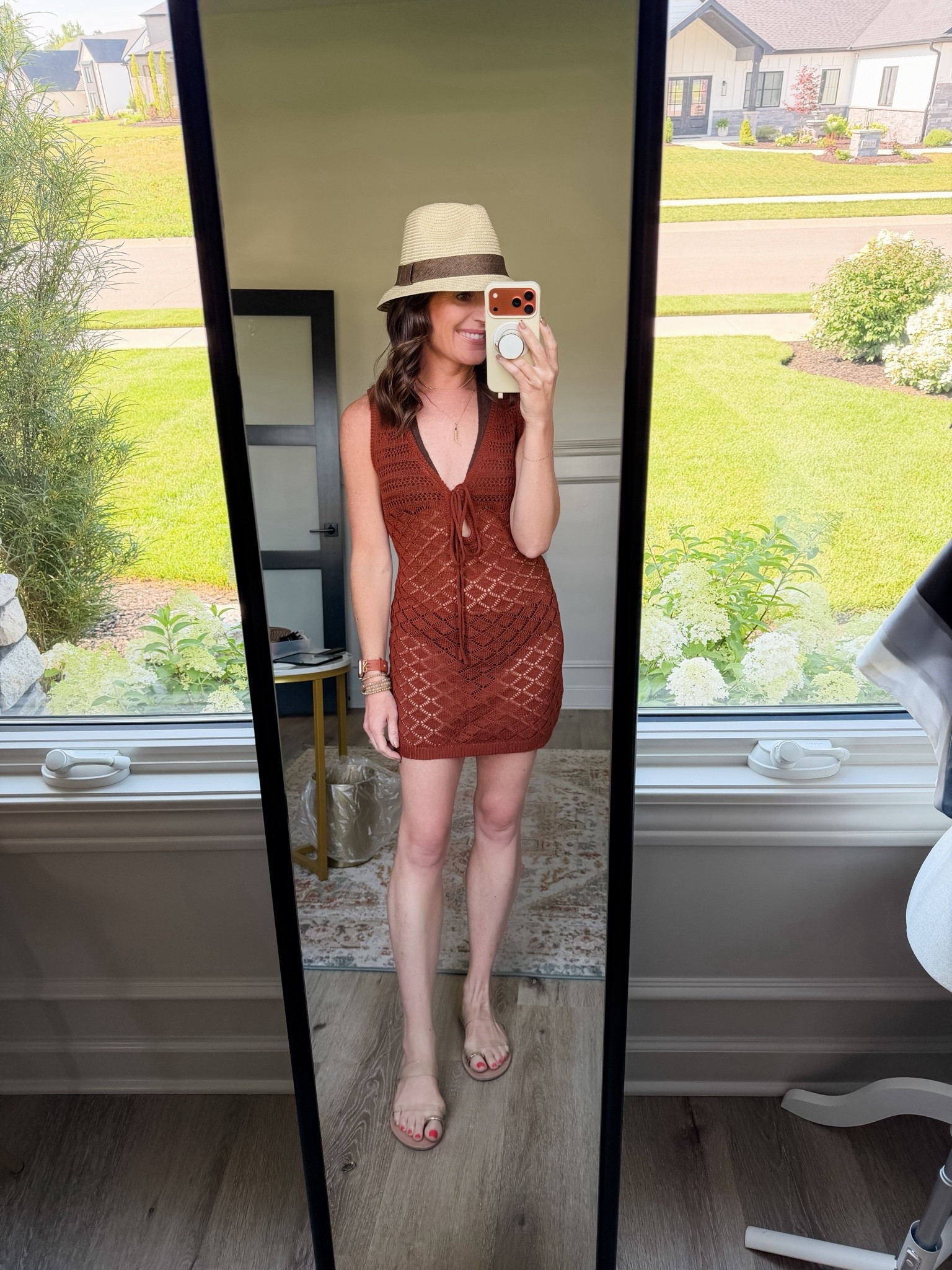 Cover up size extra small. Swimsuit size small. Had accessories from Amazon. ￼