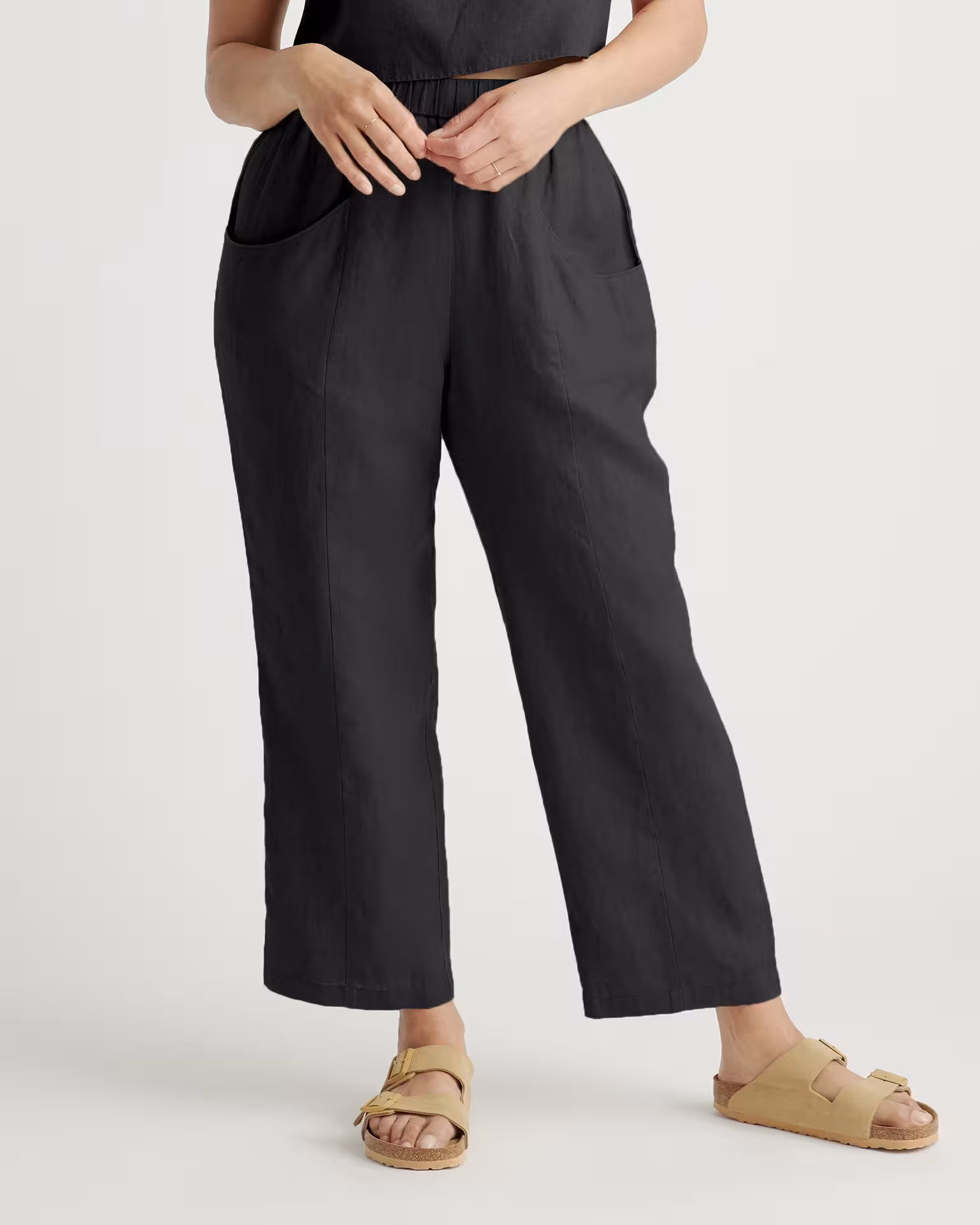 100% European Linen Tapered Ankle Pants in Black | Quince