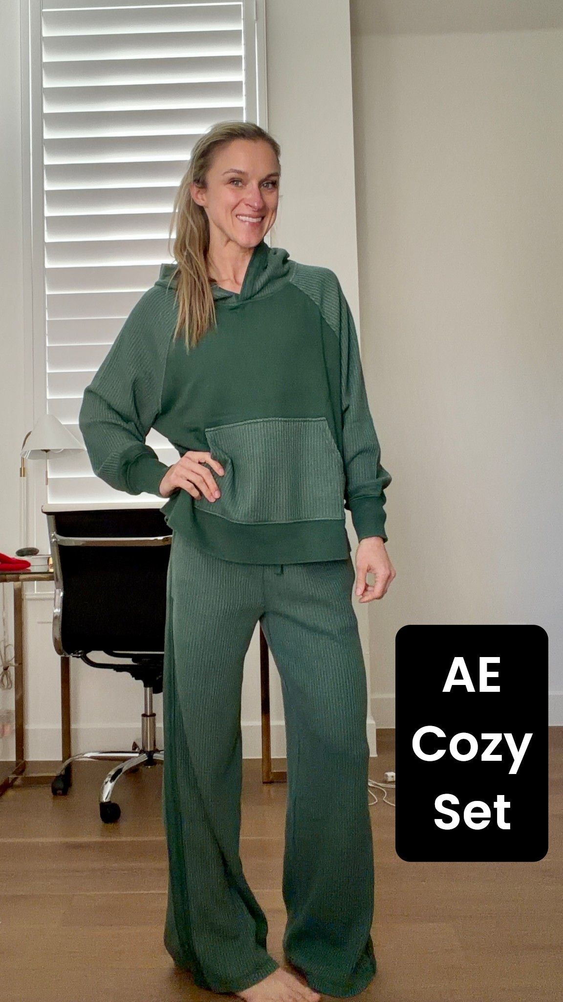 How many cozy sets are too many? Asking for a friend…I’ll be living in this set this winter 😍 So dang soft and cozy and currently on sale!

Wearing size small in top and bottom.

#AmericanEagle #CozySet #Cozy #MatchingSet #Sale

#LTKFindsUnder50 #LTKSaleAlert #LTKootd