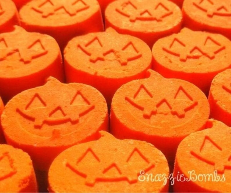 MINI Halloween Bath Bombs Pumpkin Baby Shower Favors - Etsy | Etsy (US)