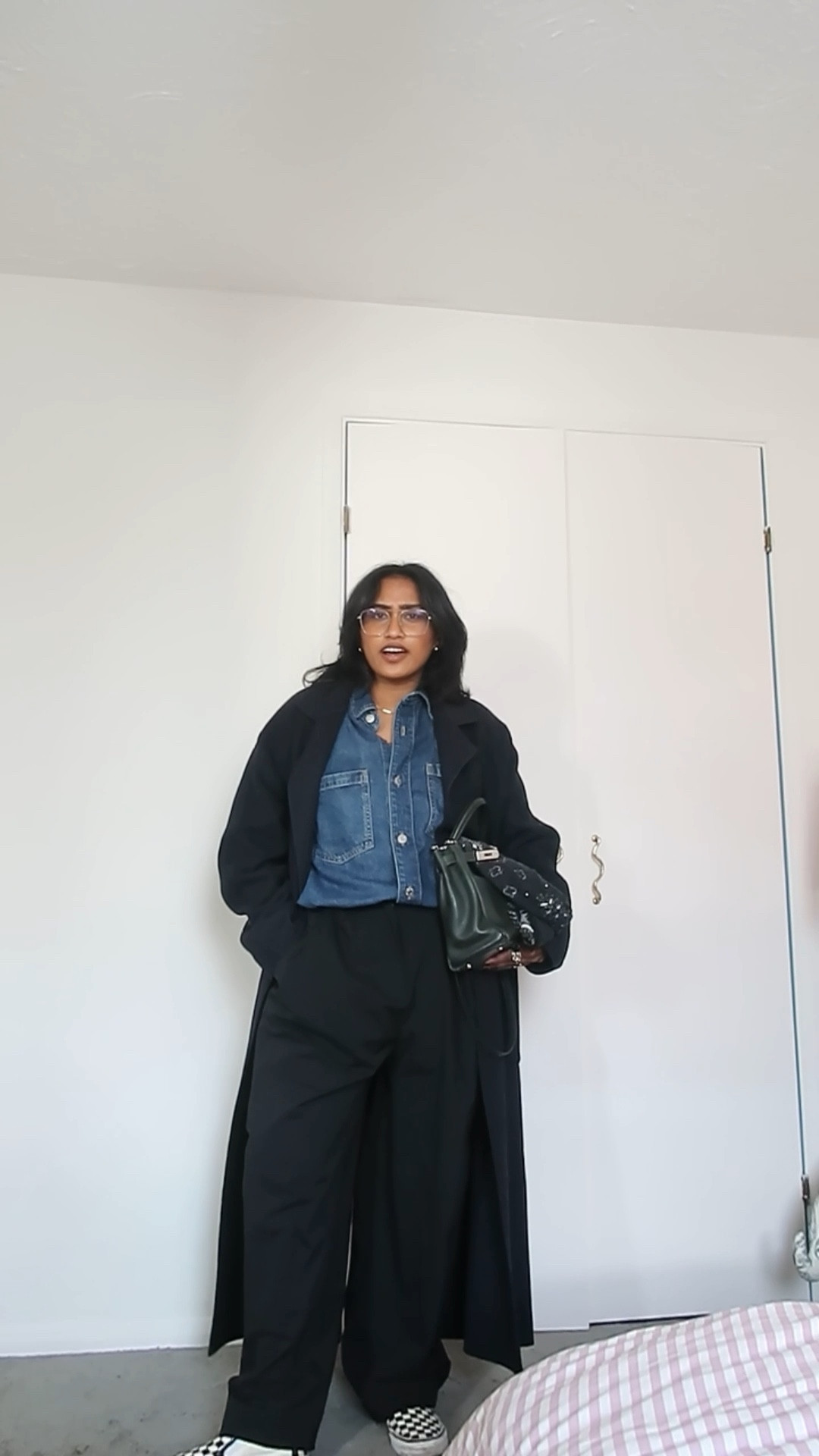 Denim shirt 
Cos cost
The row vibe 

#LTKautumn #LTKworkwear