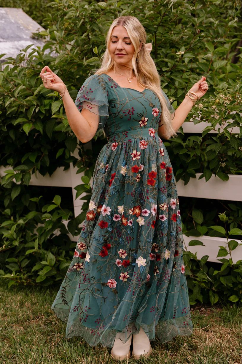 Flora Dress in Jade | Ivy City Co