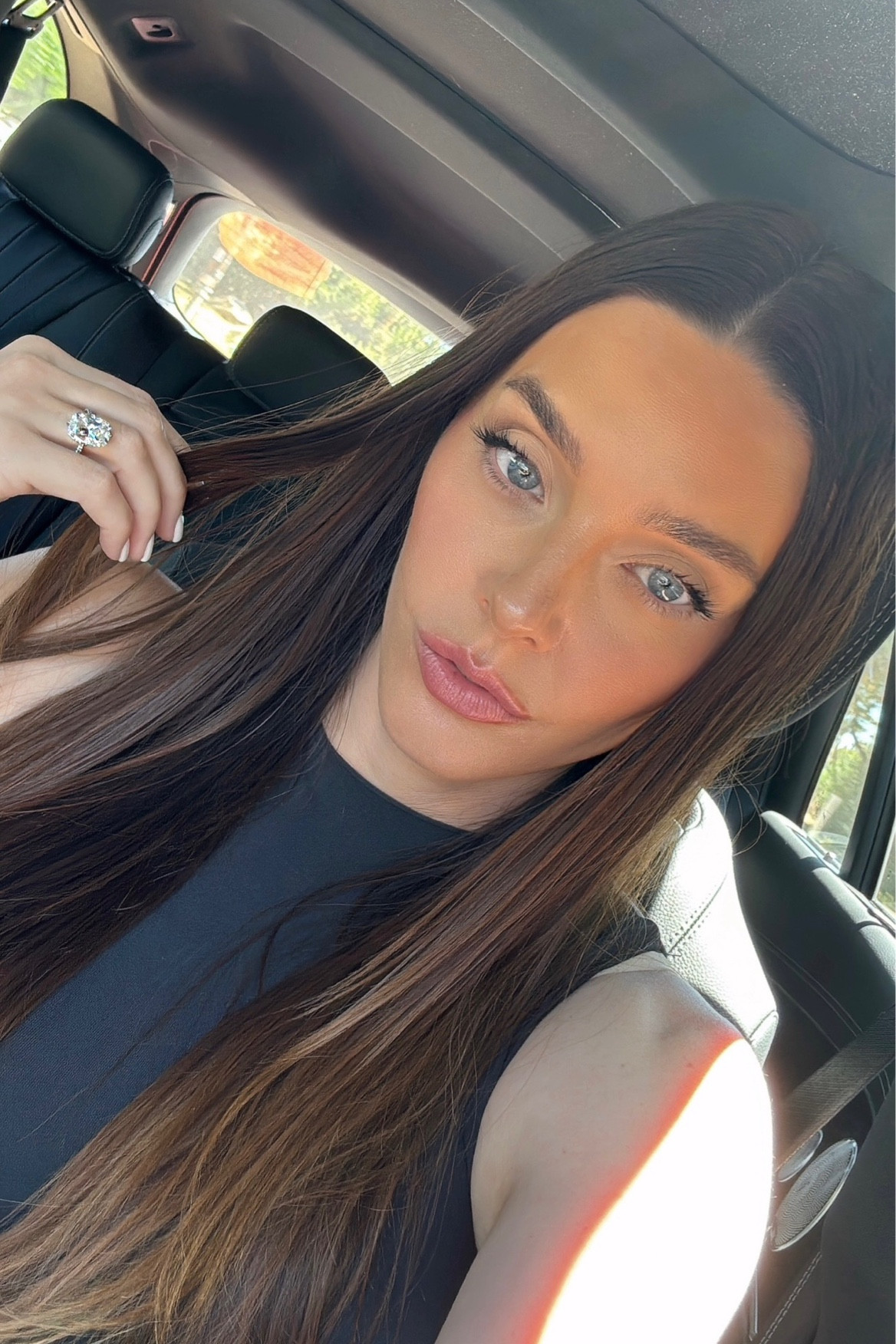 Today’s bodysuit, makeup and hair look 🖤