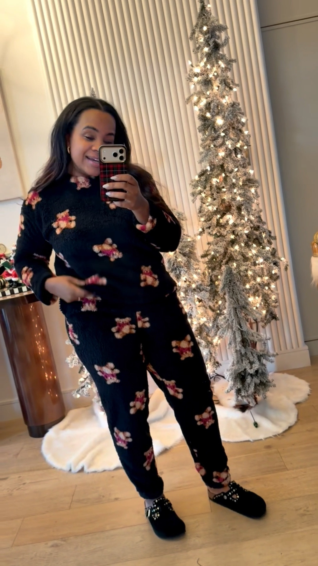 Cozy pjs under $15 🧸

#LTKFindsUnder50 #LTKHoliday #LTKGiftGuide