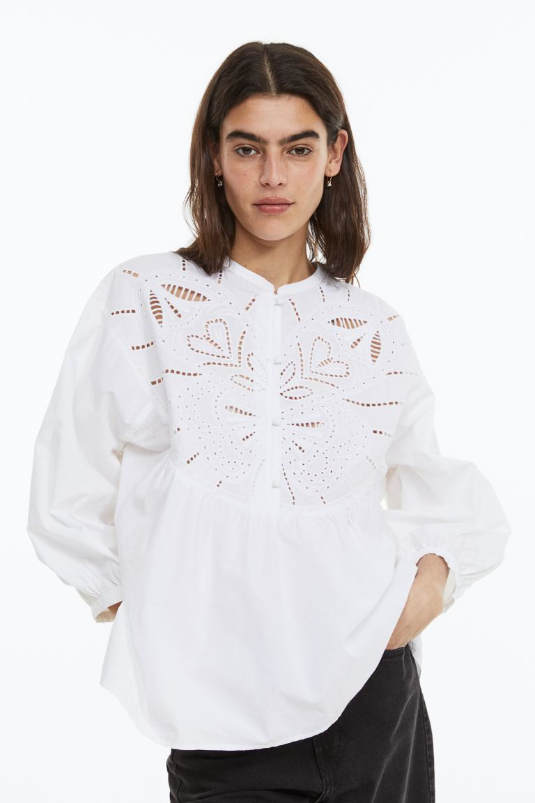 Broderie anglaise blouse | H&M (UK, MY, IN, SG, PH, TW, HK)