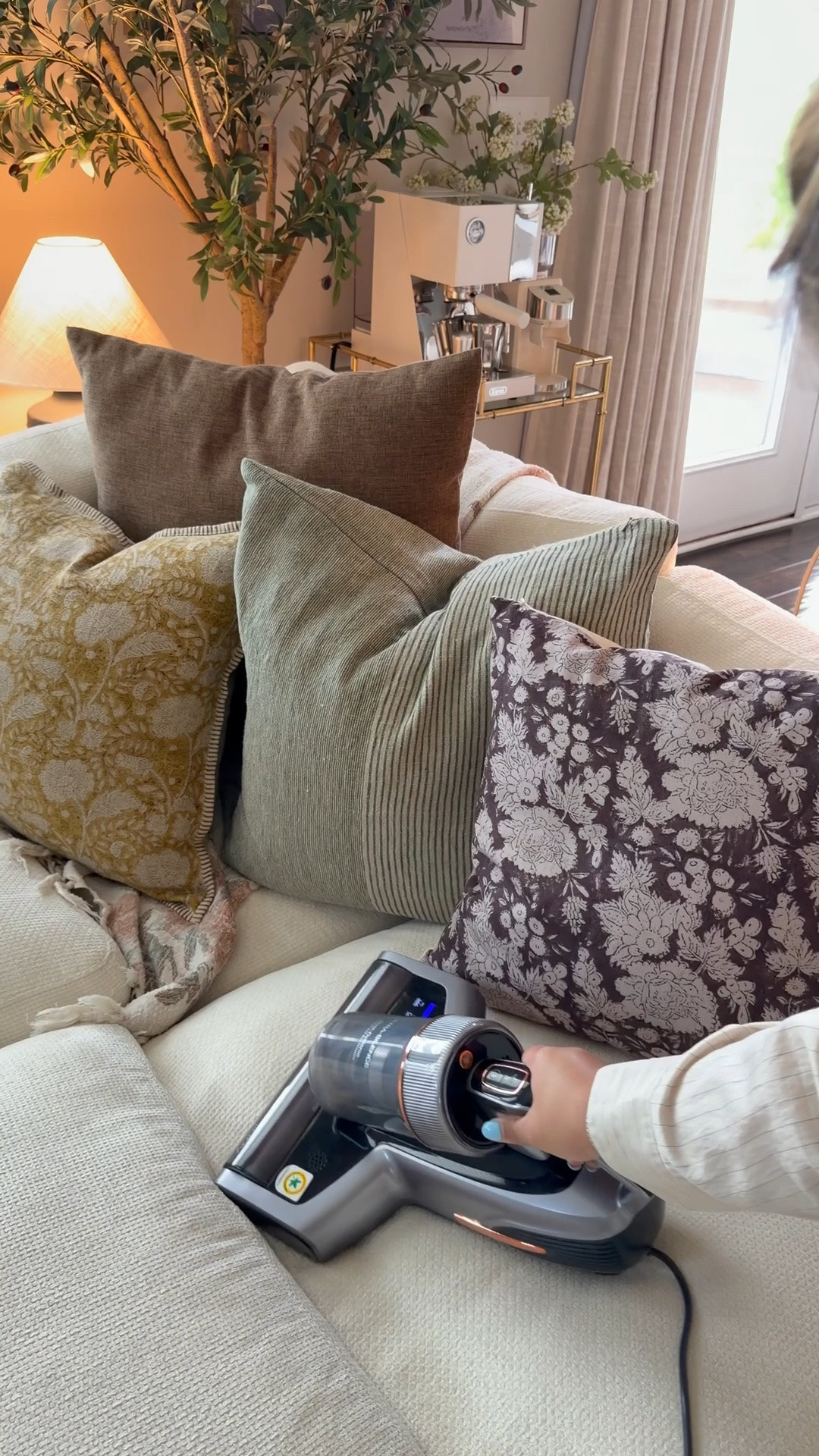 Our beds and sofas get so much daily use, but standard vacuuming only clears the surface. 🛋️✨
The JIMMY Mattress Vacuum Cleaner BX7 Pro Max deep cleans way beyond what you can see—honestly, seeing what it picked up from a seemingly “clean” mattress was a total eye-opener.
If you want a true home refresh, there’s a huge Prime Day deal happening right now:
💥 27% OFF (Down from ~~$259.99~~ to $189.99)
⏳ June 23 – June 26 only!
🛒Grab yours before this flash sale ends

#jimmybx7promax #HomeCleaning #CleanHome #CozyHome #HomeRefresh

#LTKHome #LTKSaleAlert
