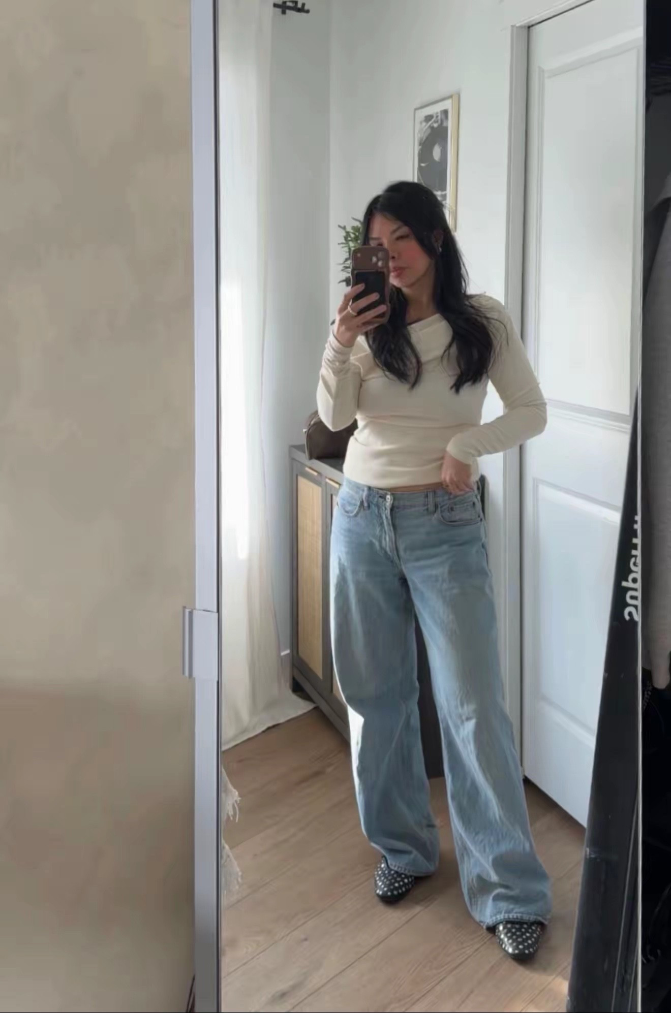 @abercrombie pants going strong. The best low rise baggy jeans. 

#LTKsale #LTKstyletip #LTKcanada