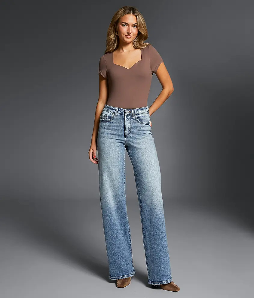 Fit No. 35 Wide Leg Stretch Jean | Buckle
