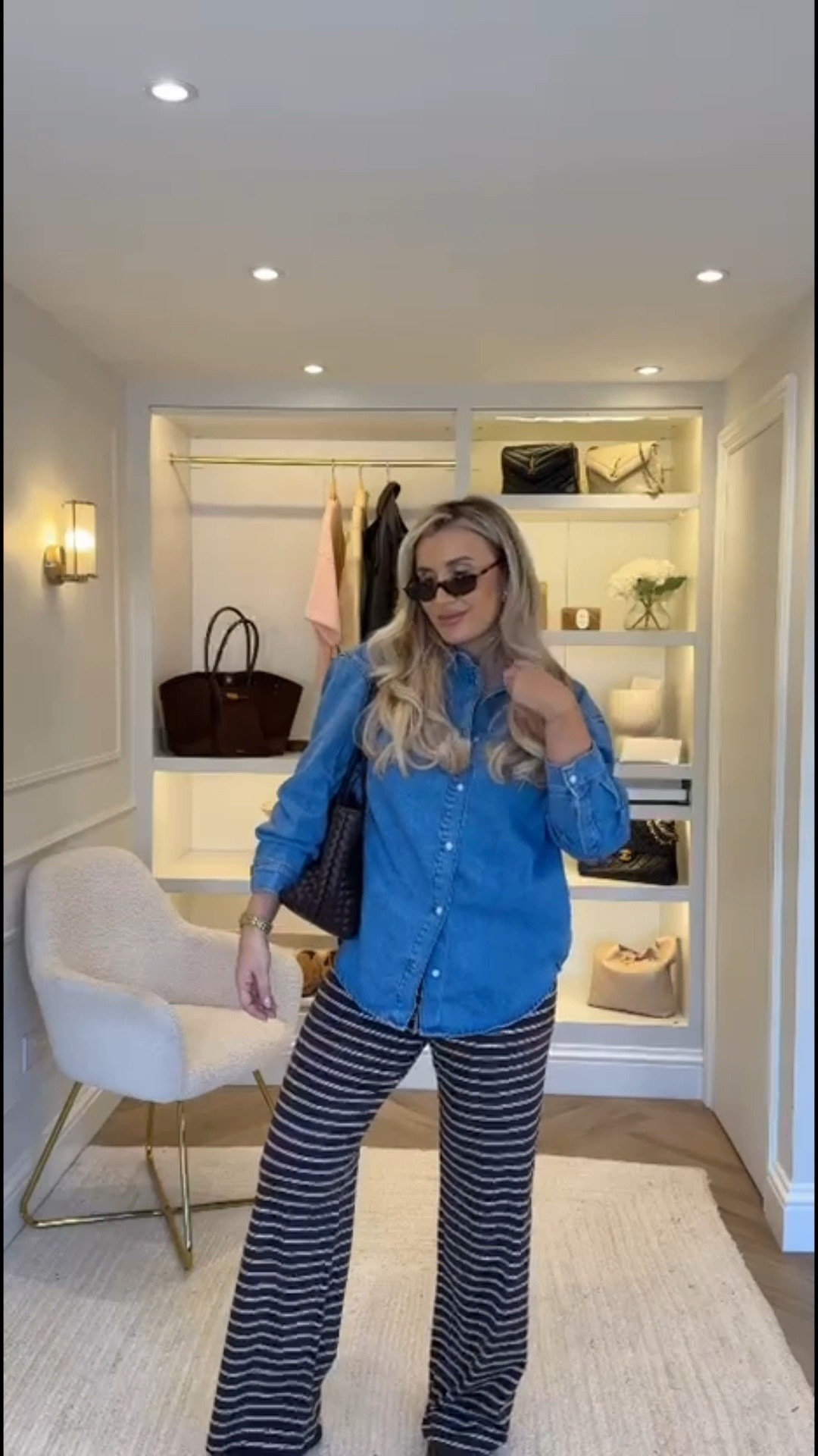 My Outfit of the Day! Wearing all H&M which my Dune Loafers and Katie Loxton Bag 💕

Spring Style, Spring Outfit Inspiration, Spring Jacket, New Season, Denim Shirt, Drawstring Trousers, Suede Loafers

#LTKspring #LTKeurope #LTKuk