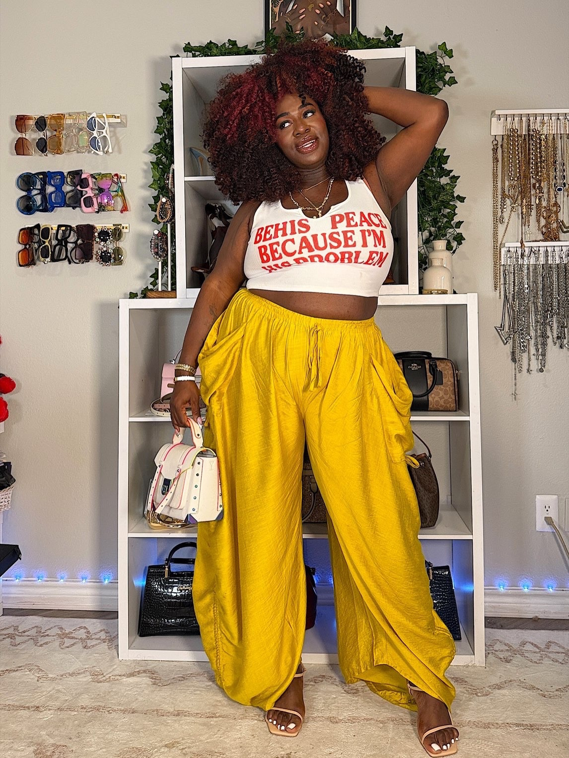 Cute, comfy, and a little bit of attitude 😌 The “Be His Peace Because I’m His Problem” tank is definitely the vibe today. Paired it with these baggy drawstring pants from SHEIN for that effortless chill look. Simple, stylish, and still making a statement. Let me know what you think of this fit!

#SHEINFinds #CasualStyle #OOTDInspo #StreetStyleVibes #ComfyButCute ✨
