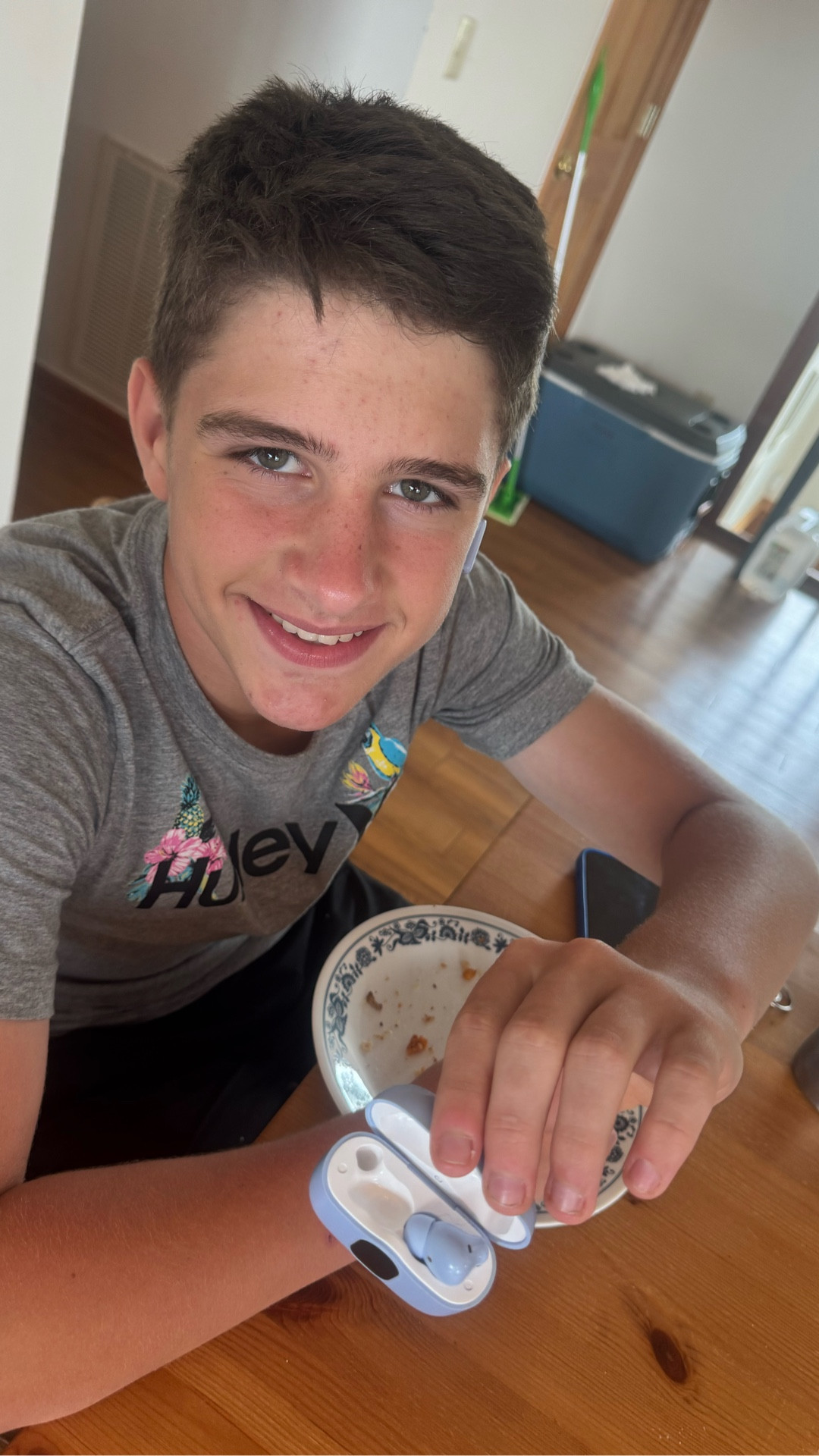 🎧 Next-Gen Sound + Style

Never worry that your teen will lose their expensive AirPods!

Meet your new go-to wireless earbuds — sleek, colorful, and built for busy, active days. 

With Bluetooth 5.4 tech for a super-stable connection, 36 hours of playtime, and IP7 waterproof protection, these earbuds keep up whether you’re on a run, in the gym, or tackling your workday.

✨ Highlights:
✔️ Dual 14.2 mm drivers for rich bass + crisp clarity
✔️ Noise-cancelling mic for calls that actually sound good
✔️ LED power display — no battery surprises
✔️ Fast Type-C charging
✔️ Choose from 7 fun colors to match your vibe

Certified Carbonfree + ClimatePartner, so you can feel good while you jam out 💚

🎵 Tap to shop these noise-cancelling wireless earbuds for workouts, travel, or everyday life — all under budget and ready to move with you!

#LTKFind #TechFavorites #WirelessEarbuds #AmazonFinds #WorkoutGear #NoiseCancelling #BluetoothHeadphones #LTKUnder50 #LTKTech #FunFitnessFamily
