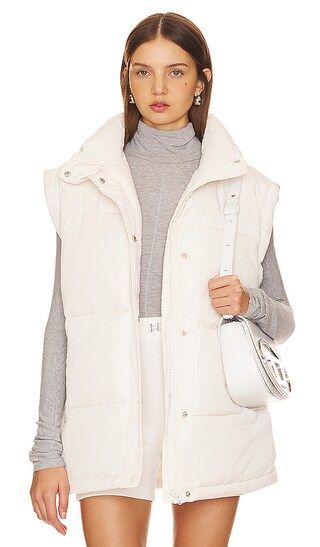 Chalet Oslo Puffer Gilet in Powder | Revolve Clothing (Global)