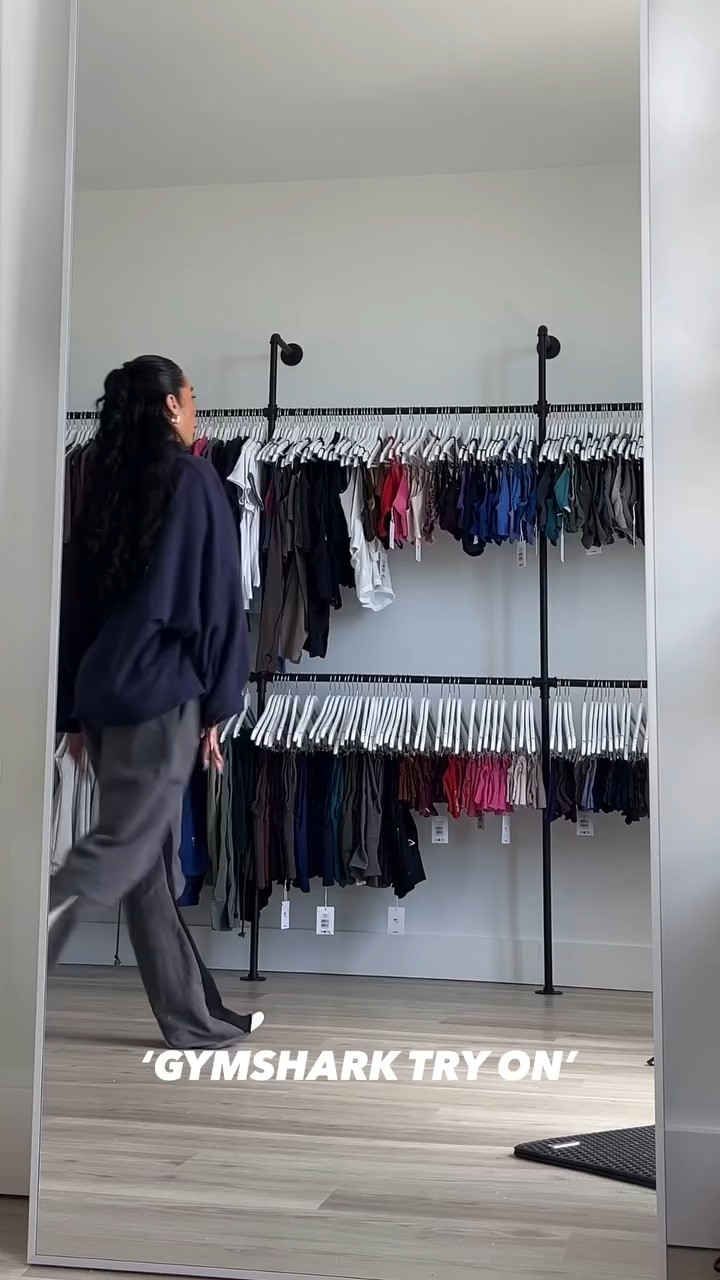 @gymshark dress up 💅🏽✨

some inspo to add to your wish list 🦈🤓

code ELENA 
(extra 10% off sale prices tmo 11am est ;)

#sponsoredgymsharkathlete