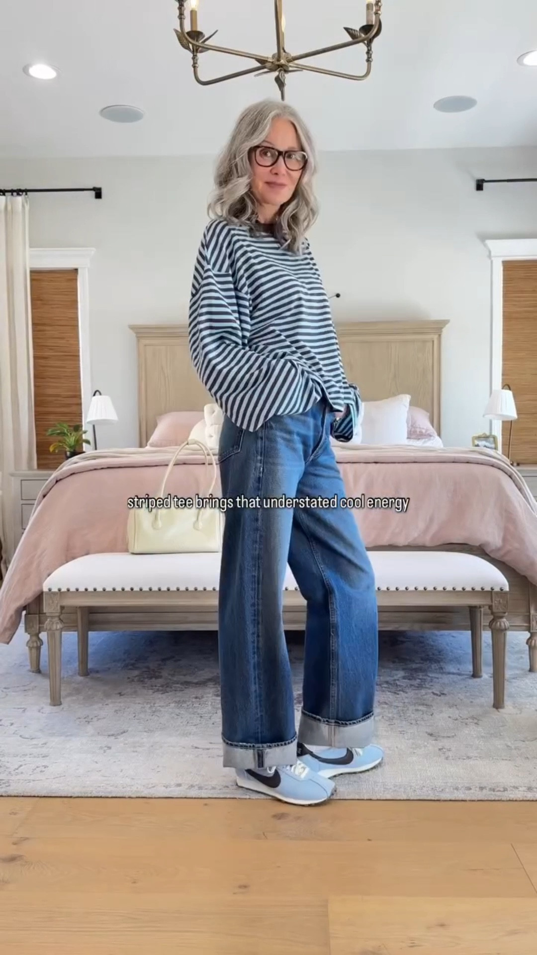Stripes are always a yes for me trend or not. #stripeshirt #tshirt #stripetee #casualoutfit #lioness #outfitinspo @lioness_official