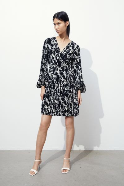 Plissé Wrap Dress | H&M (US + CA)