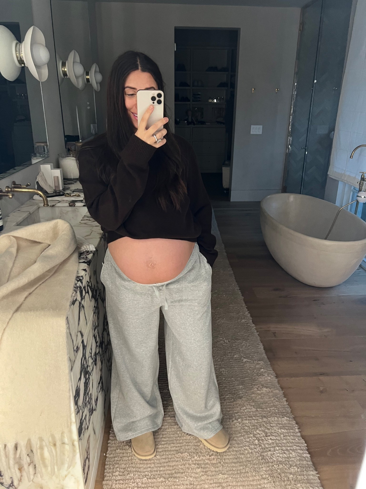 Top: xxl
Pants: medium

Dressupbuttercup.com #dressupbuttercup #dederaad


#LTKGiftGuide #LTKSaleAlert #LTKSeasonal