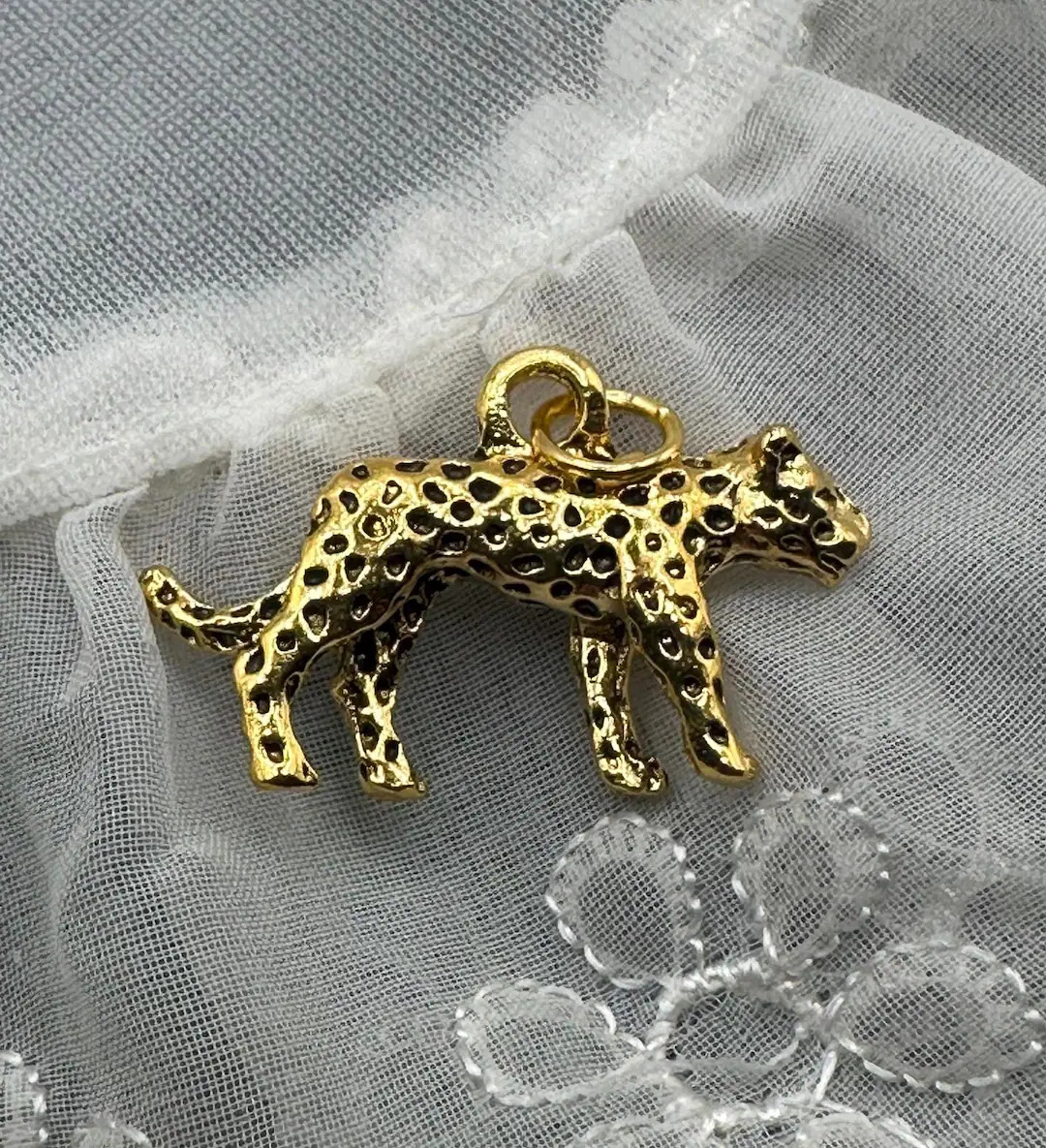 Vintage Style Gold Tone LEOPARD CHEETAH BiG CAT Charm Pendant for Necklace Gold Jewelry Making Su... | Etsy (US)