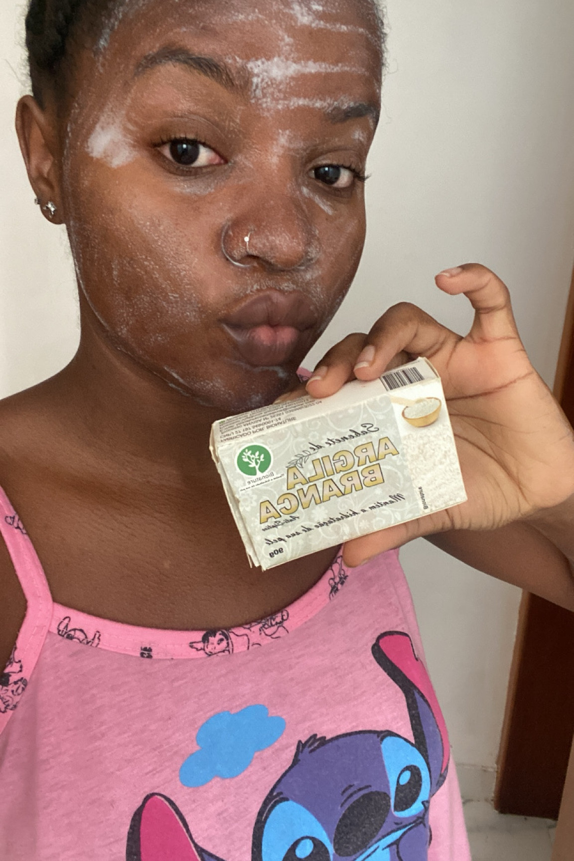 Se você tem pele oleosa com espinhas, manchas, o Sabonete de argila branca não pode faltar em sua casa. Estou a amar a minha pele🥰

#LTKbeauty #LTKfamily