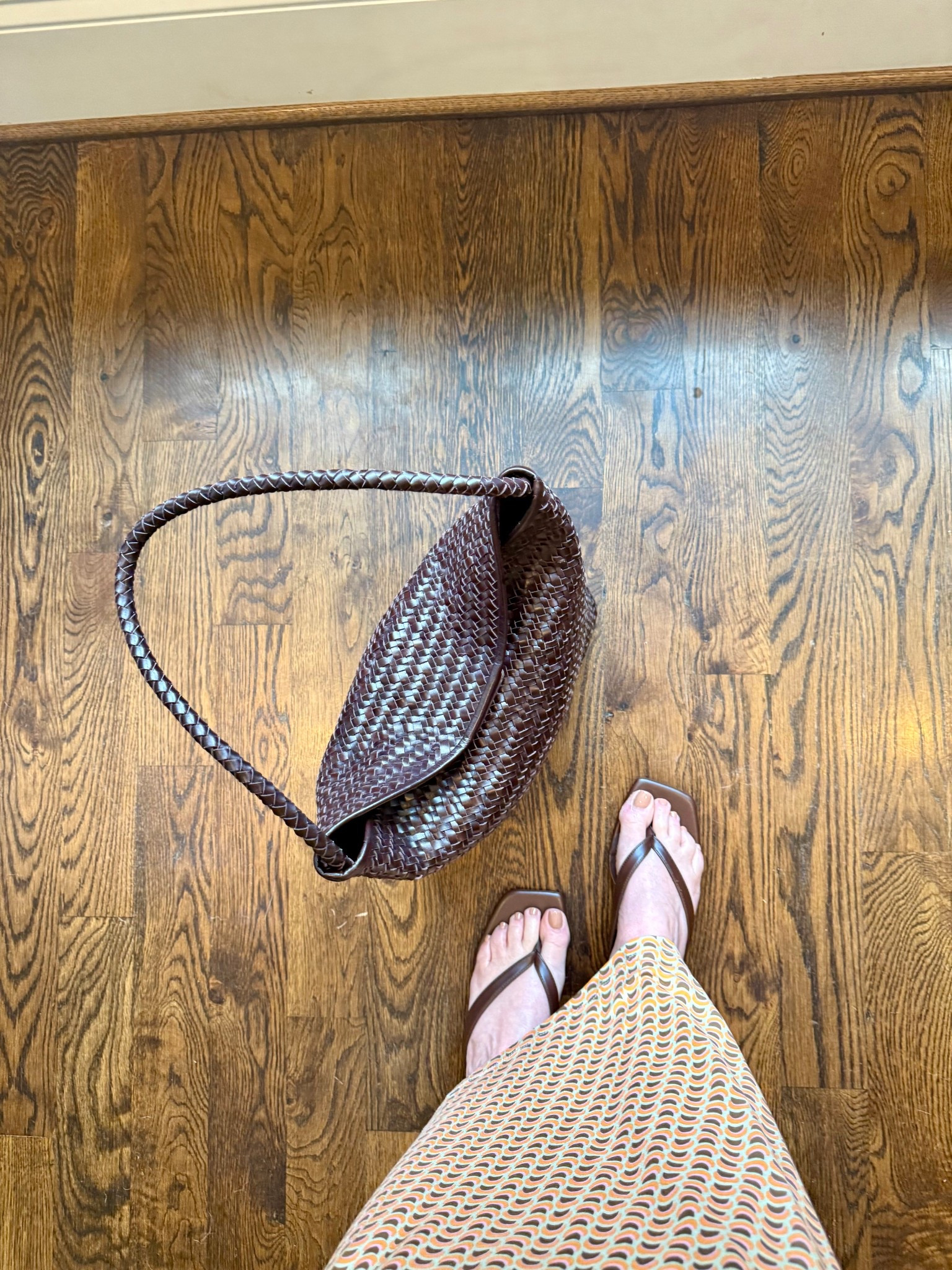 Chocolate Brown Accessories 🤎
Brown Kitten Heels currently 30% off, under $35 @amazonfindsandfashion 
Brown Woven Bucket Bag w/ magnetic closure @Madewell 
#wovenbag #chocolatebag #brownkittenheels #LTKOvet50 #momover50


#LTKSaleAlert #LTKxMadewell #LTKMothersDay