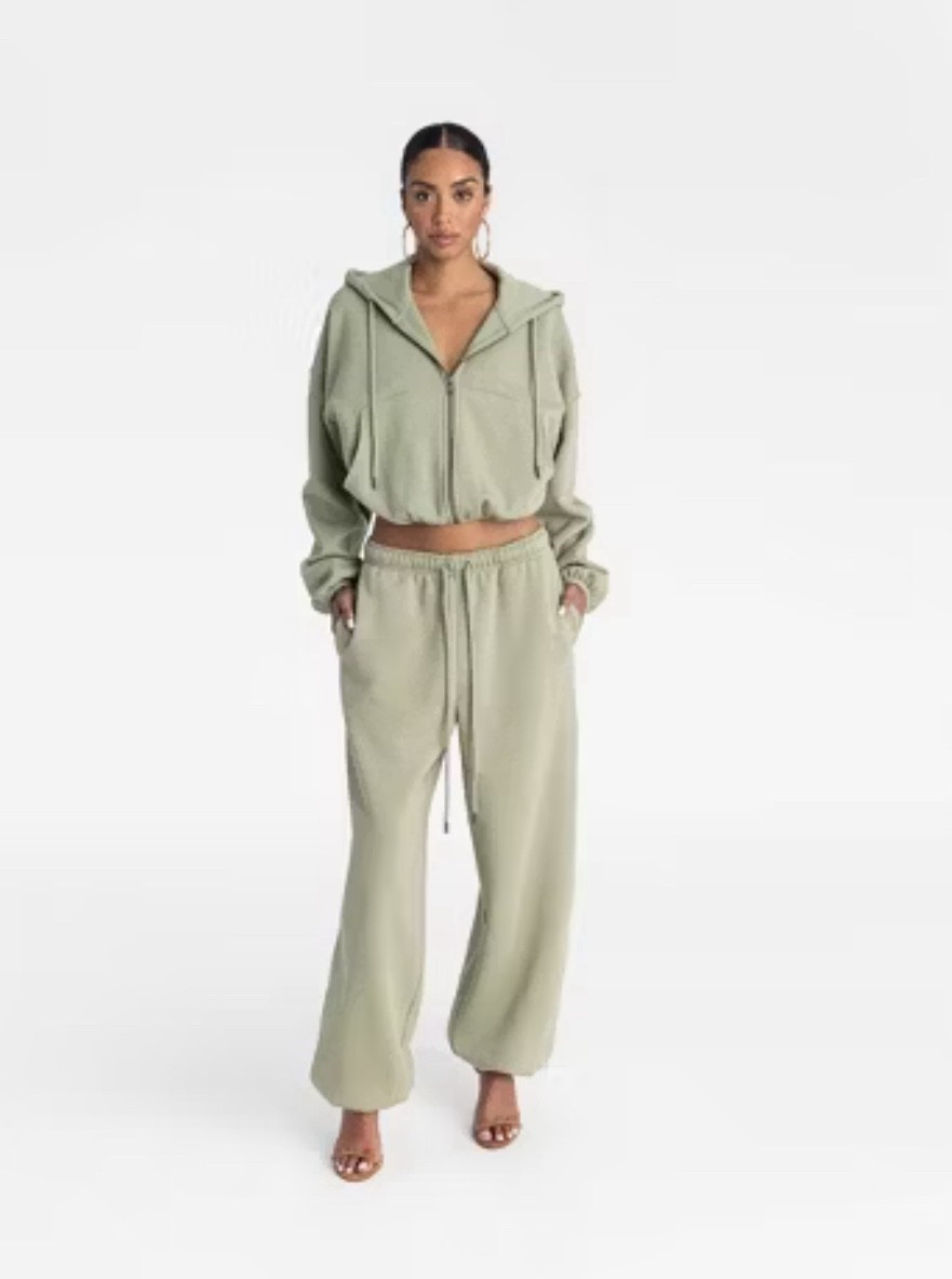 KBB by Kahlana!

#LTKSaleAlert #LTKStyleTip #LTKActive