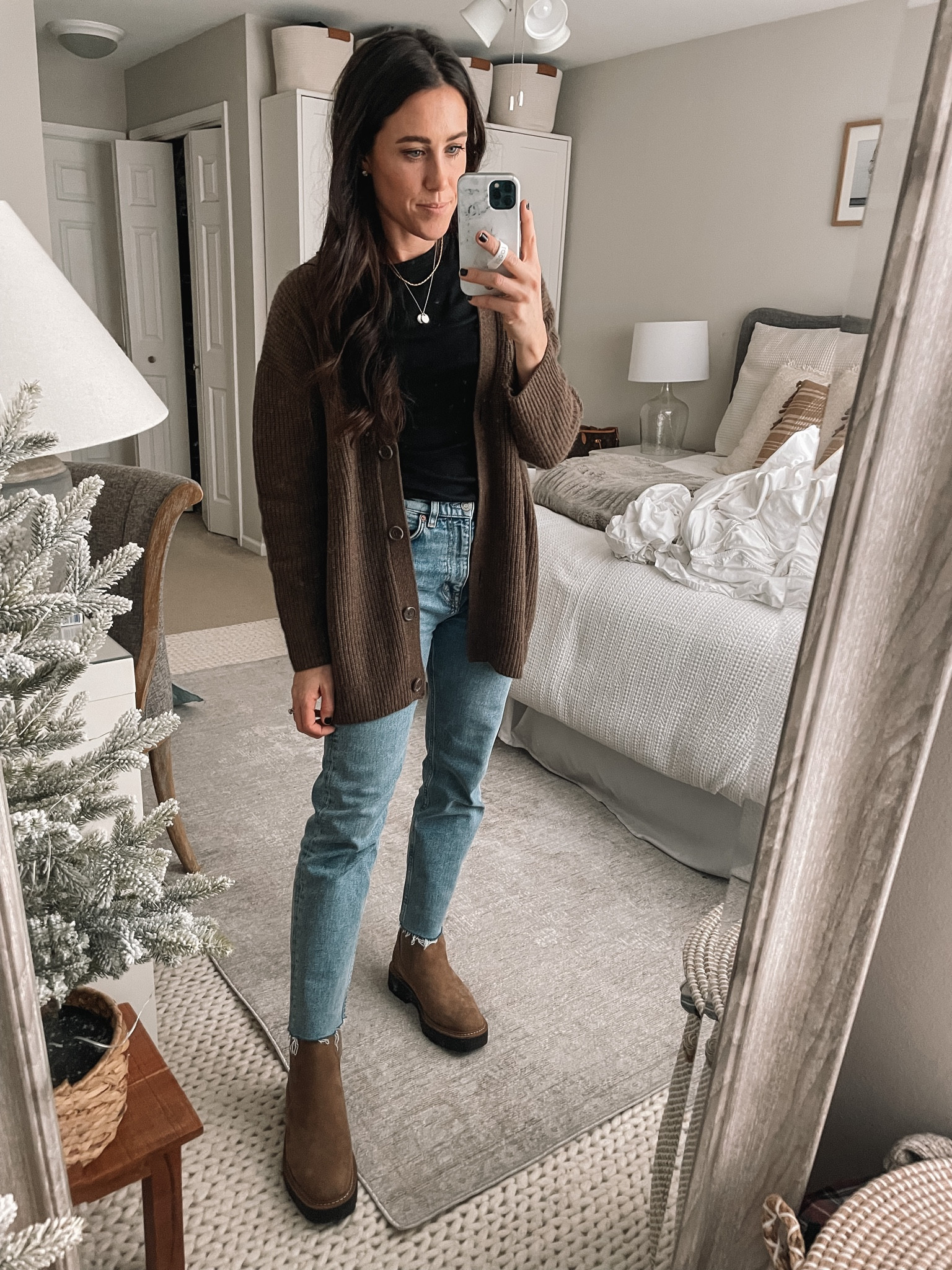 12.8.22
Quince Cashmere Cardigan, & Other Stories Jeans, Sam Edelman Boots 

#LTKSeasonal #LTKstyletip #LTKHoliday