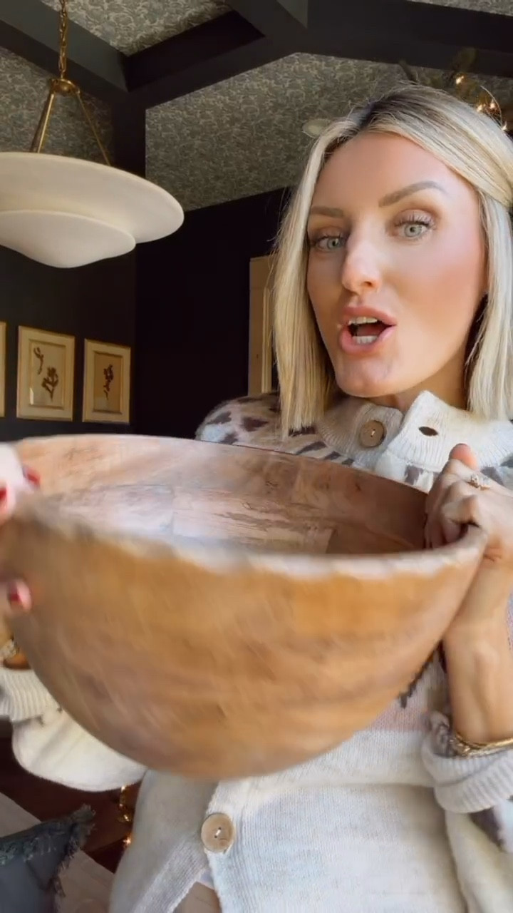 This wooden bowl would make a great gift for a new home-owner, a hostess, or someone who loves to cook! It’s under $30!

Loverly Grey, Target find, wooden bowl, serving bowl, gift guide, gift ideas, hostess gift 

#LTKHoliday #LTKFindsUnder50 #LTKGiftGuide