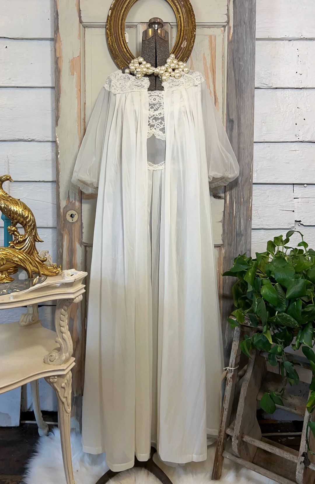 Vintage Ivory Peignoir Set, Bridal Nightgown and Robe Set, Vanity Fair. - Etsy | Etsy (US)
