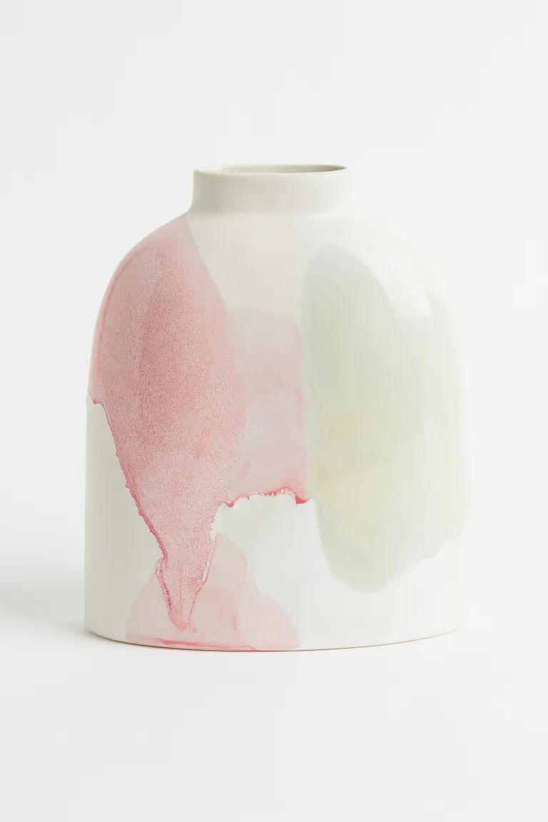 Large stoneware vase | H&M (US + CA)