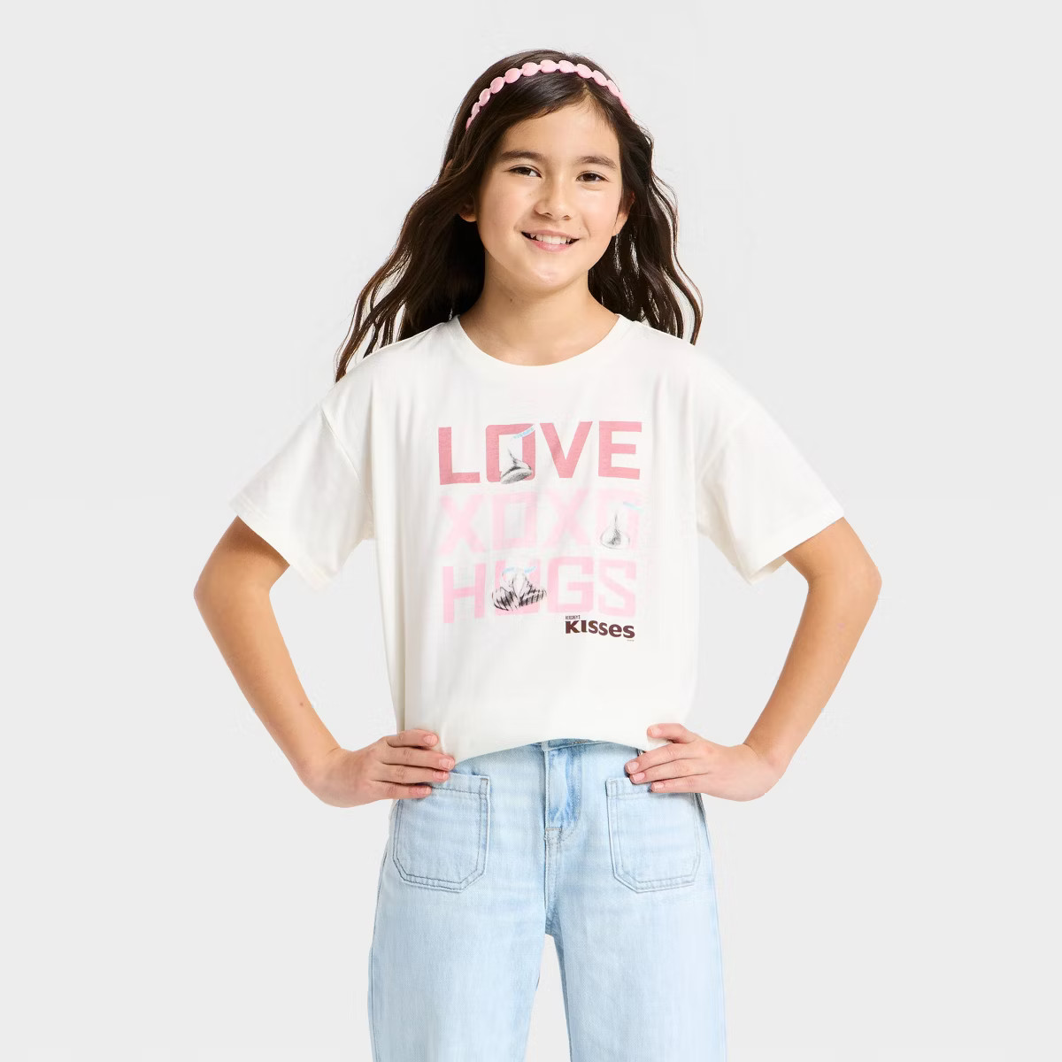 Girls' Hershey's Kisses Valentine's Day Short Sleeve Graphic T-Shirt - Cream | Target