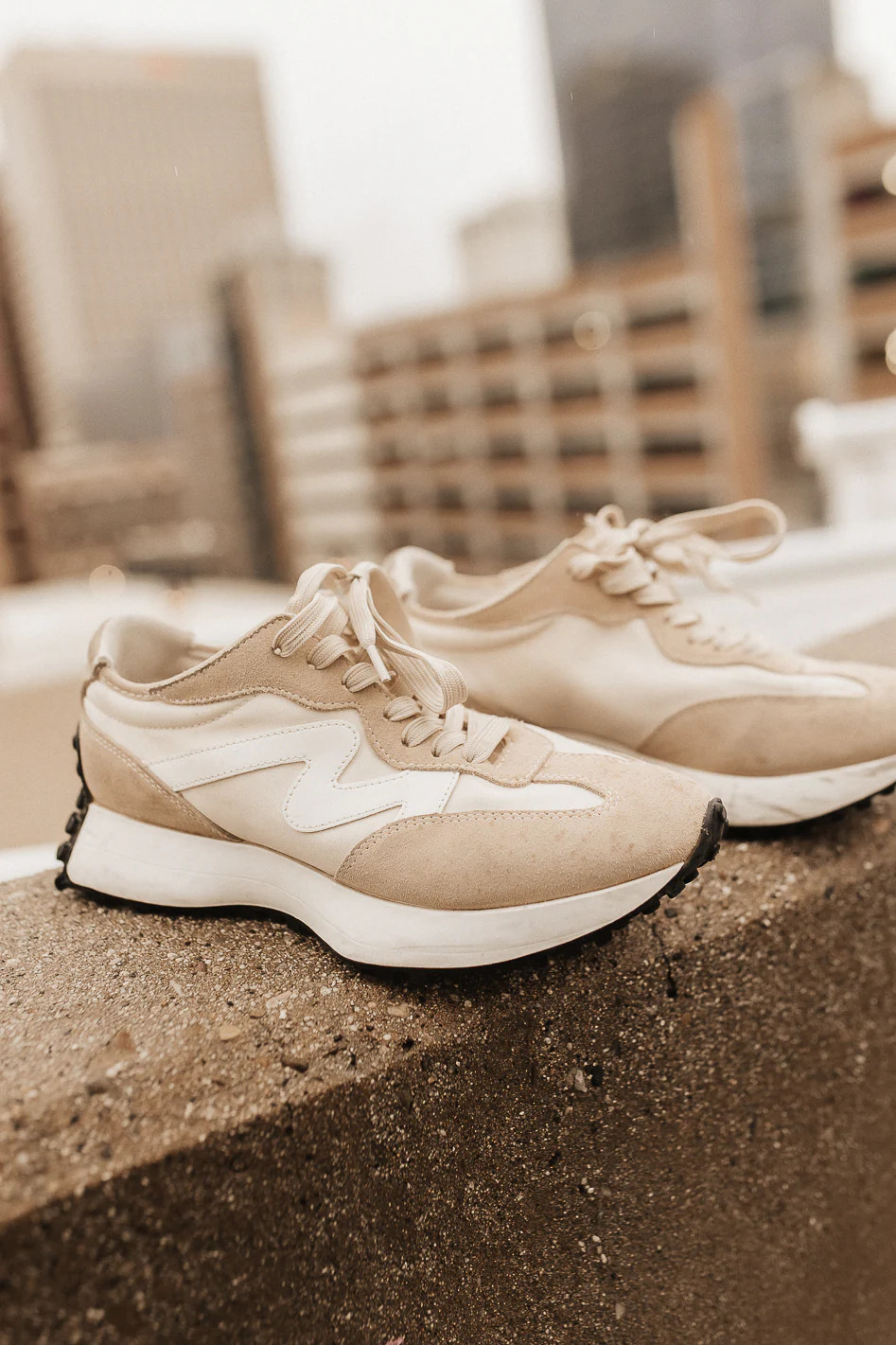 Steve Madden Campo Sneakers in Natural | Böhme US