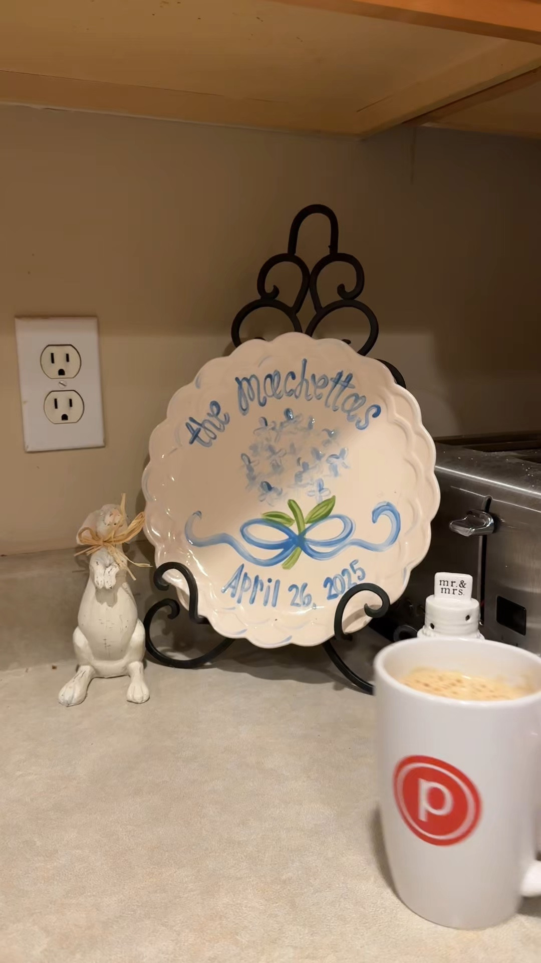 Monday morning GRWM!


#morningroutine #monday #grwm

#LTKgrwm #LTKmorningroutine #LTKdayinmylife