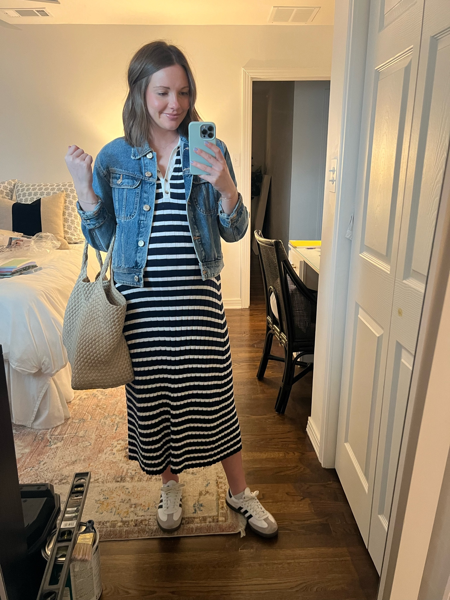 Ootd


#LTKSeasonal #LTKbump #LTKfindsunder50