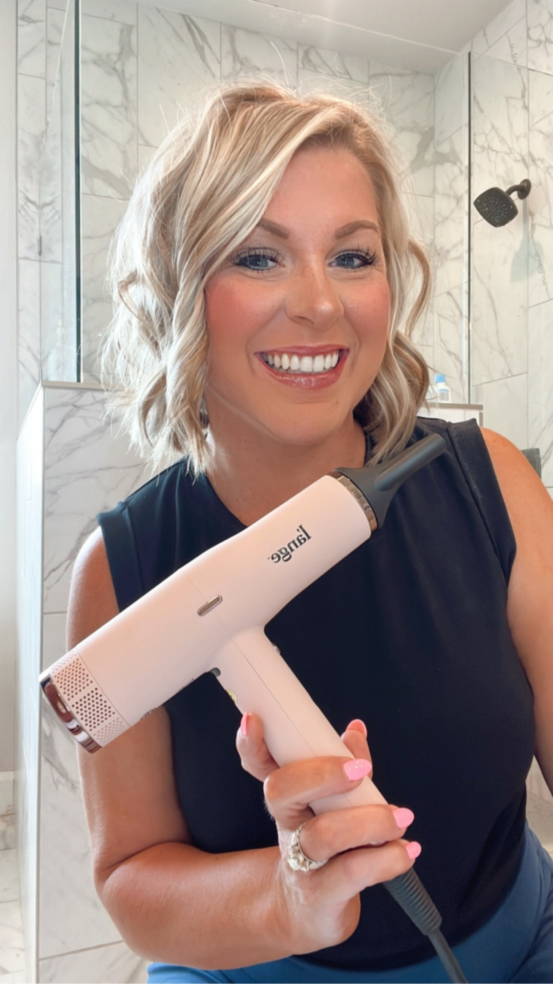Dries your hair four times faster! #Hair #Hairdryer #LANGE

#LTKBeauty