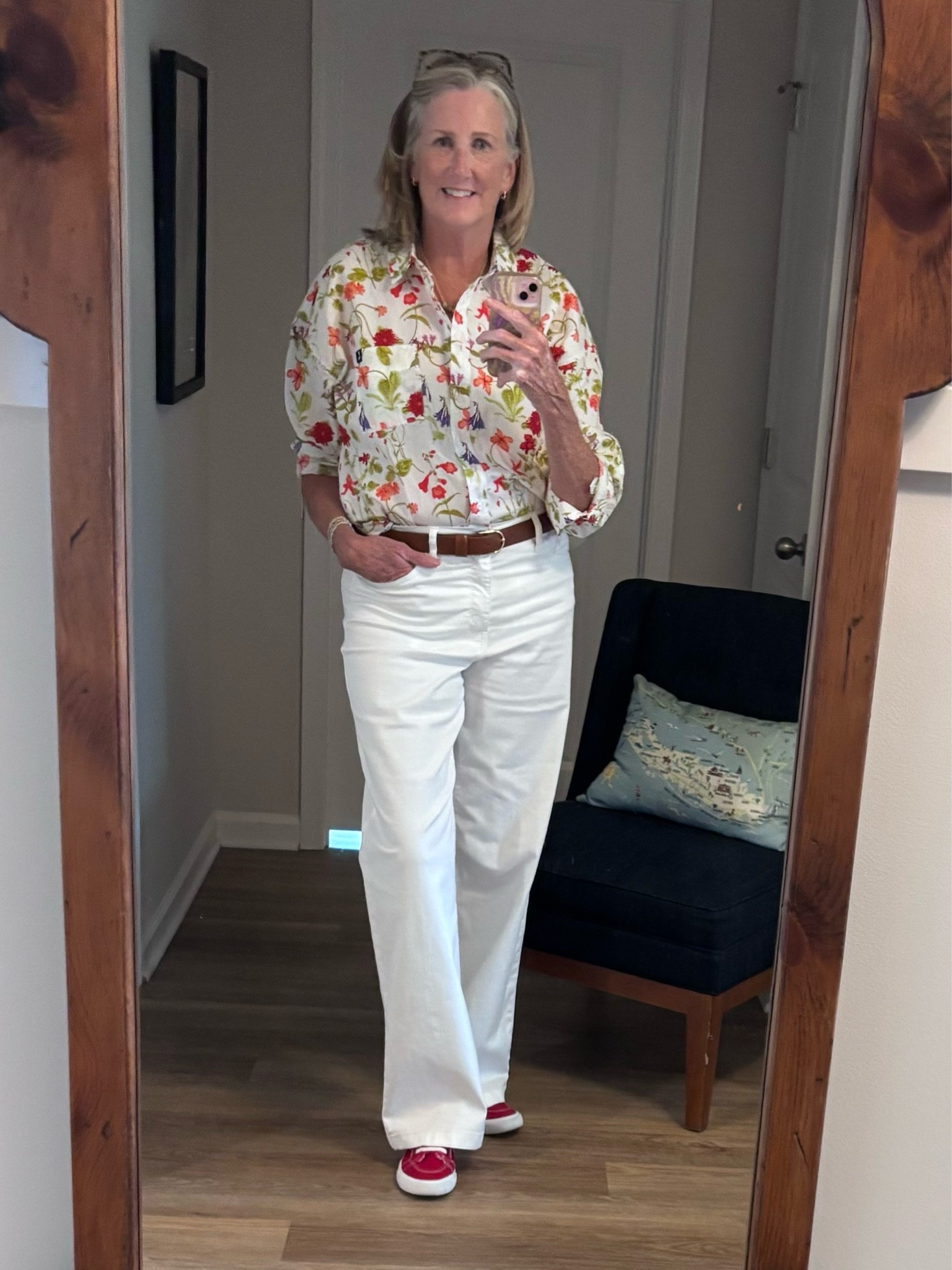 I bought this shirt in 3 patterns! It’s so well made and on sale! Wear it out and it covers the derrière. Or it’s light enough to tuck in!

#LTKootd #LTKOver40 #LTKTall