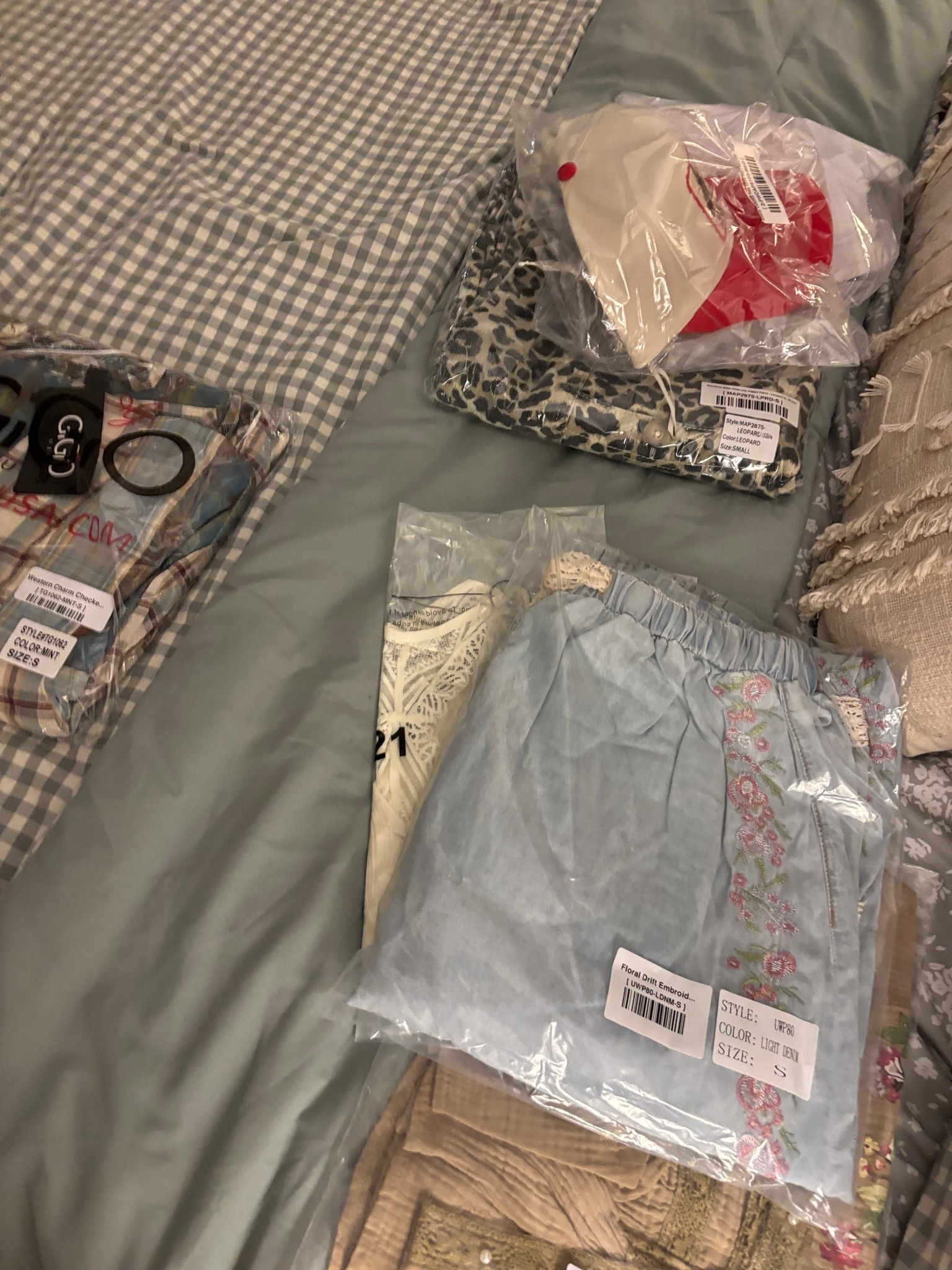 Ahhh Thank you three bird nest!! So excited to be a partner with them! The sweetest gift!! @Three Bird Nest use code Rebecca-Lynneechols to save some money at checkout!! #3bn

#LTKootd #LTKgrwm #LTKdayinmylife