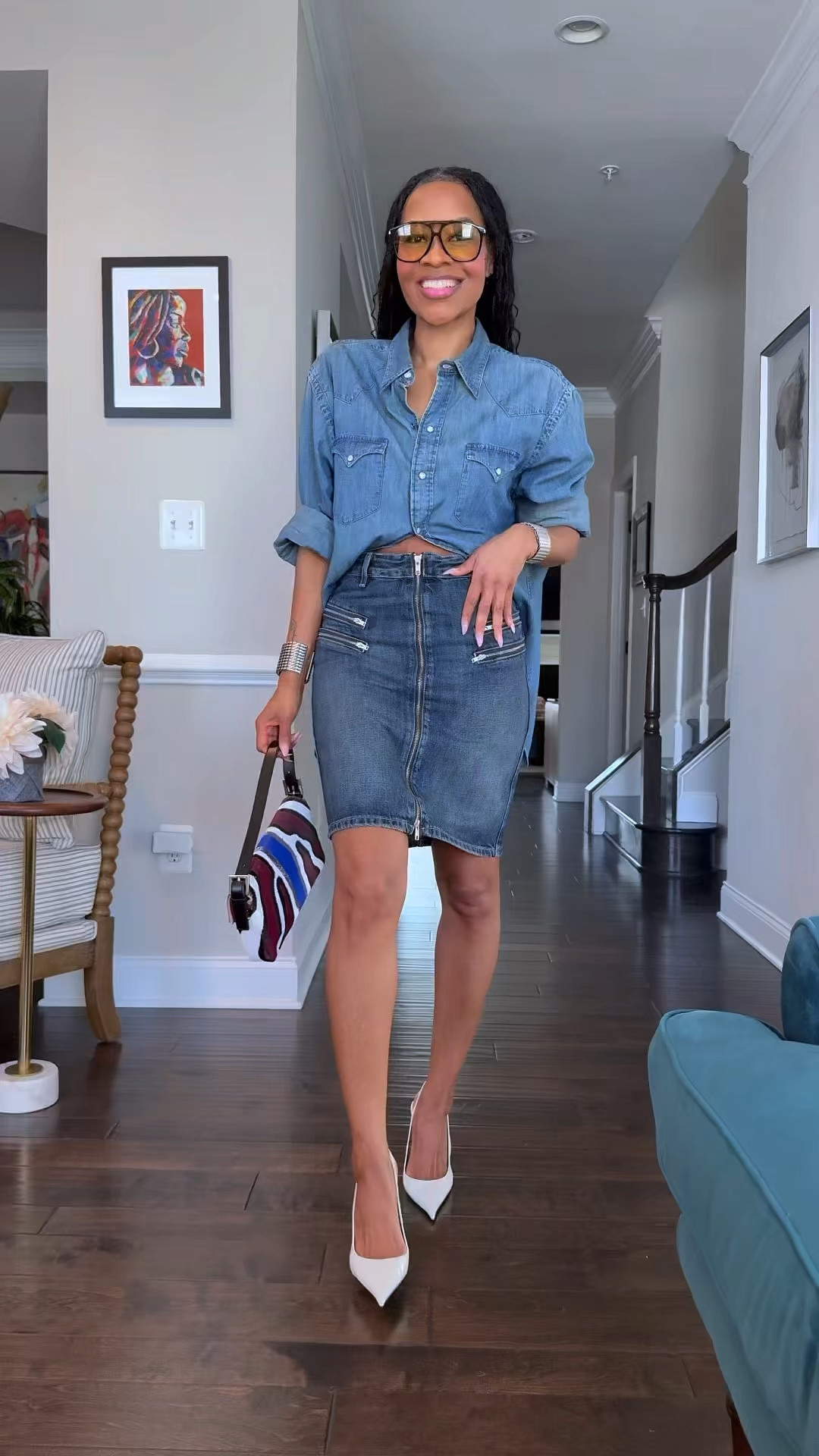 Love a good skirt and denim shirt moment!! So easy and chic!!! @Zara for the Win!! 